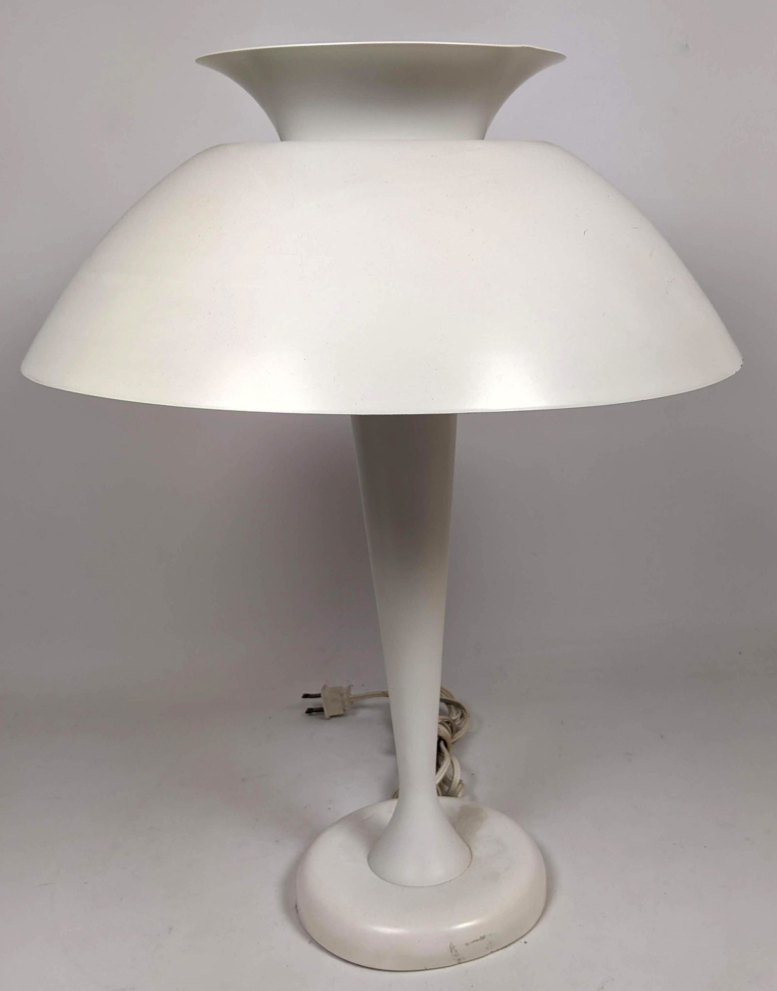 Poulson style white enameled table lamp with flared des (1 of 10)