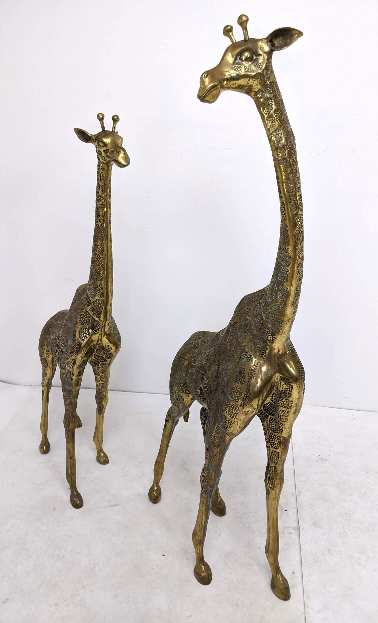 Pair of Large Figural Brass Giraffe Floor Sculptures (1 of 15)