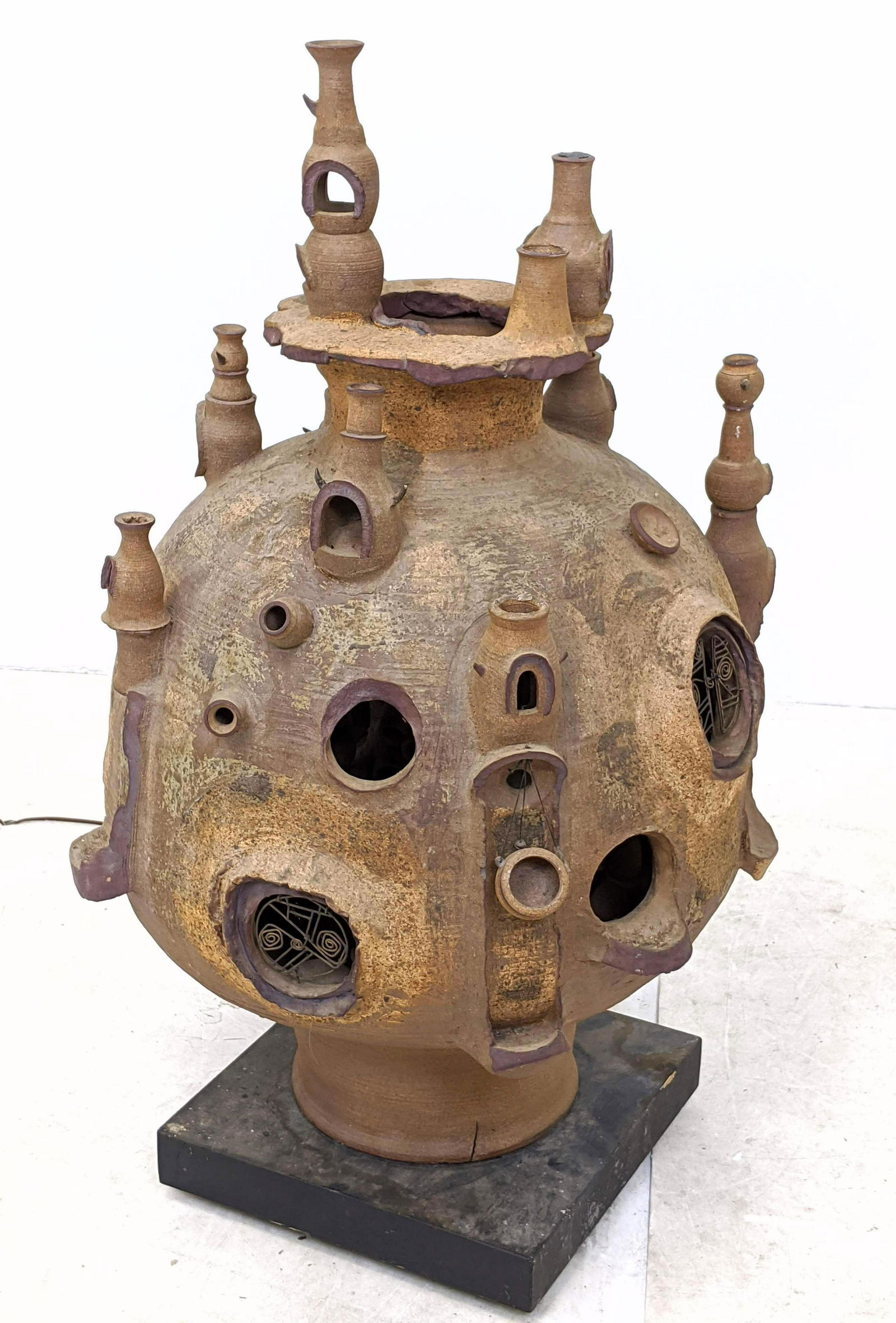 Huge Ceramic Art Pottery Electrified Floor Sculpture. W (1 of 20)