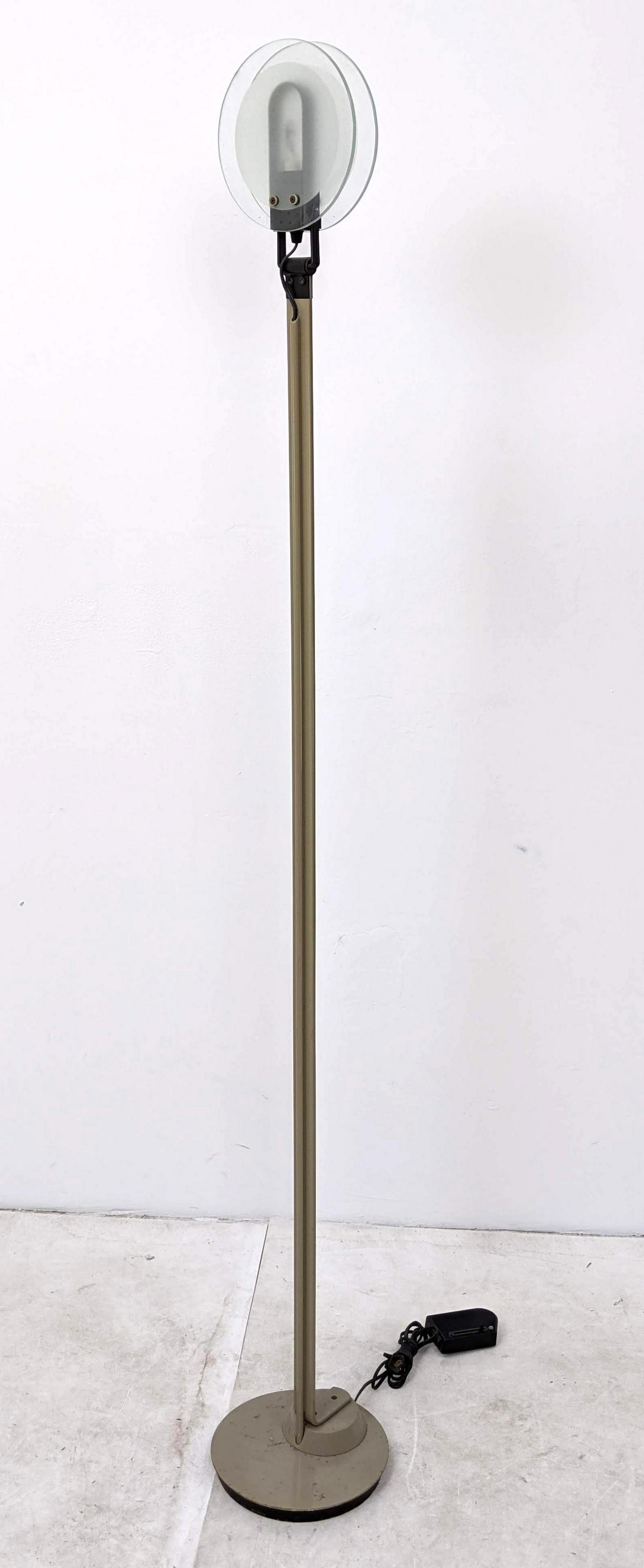 Italian Post Modern Floor Lamp w Glass Diffuser. (1 of 9)