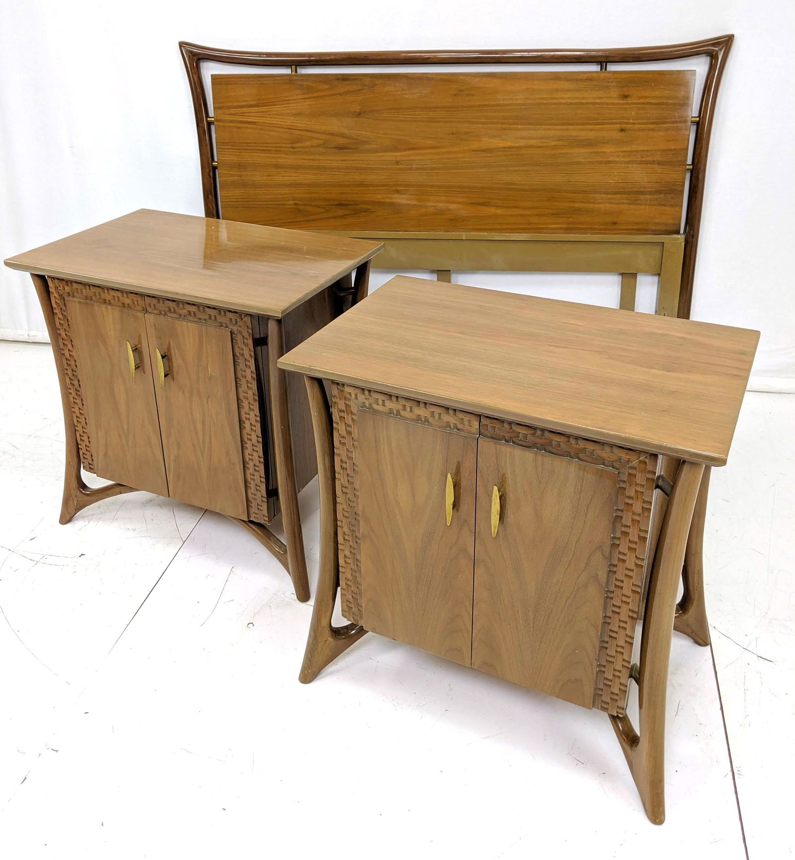 3pc PIET HEIN American Modern Walnut Nightstands Headbo (1 of 9)