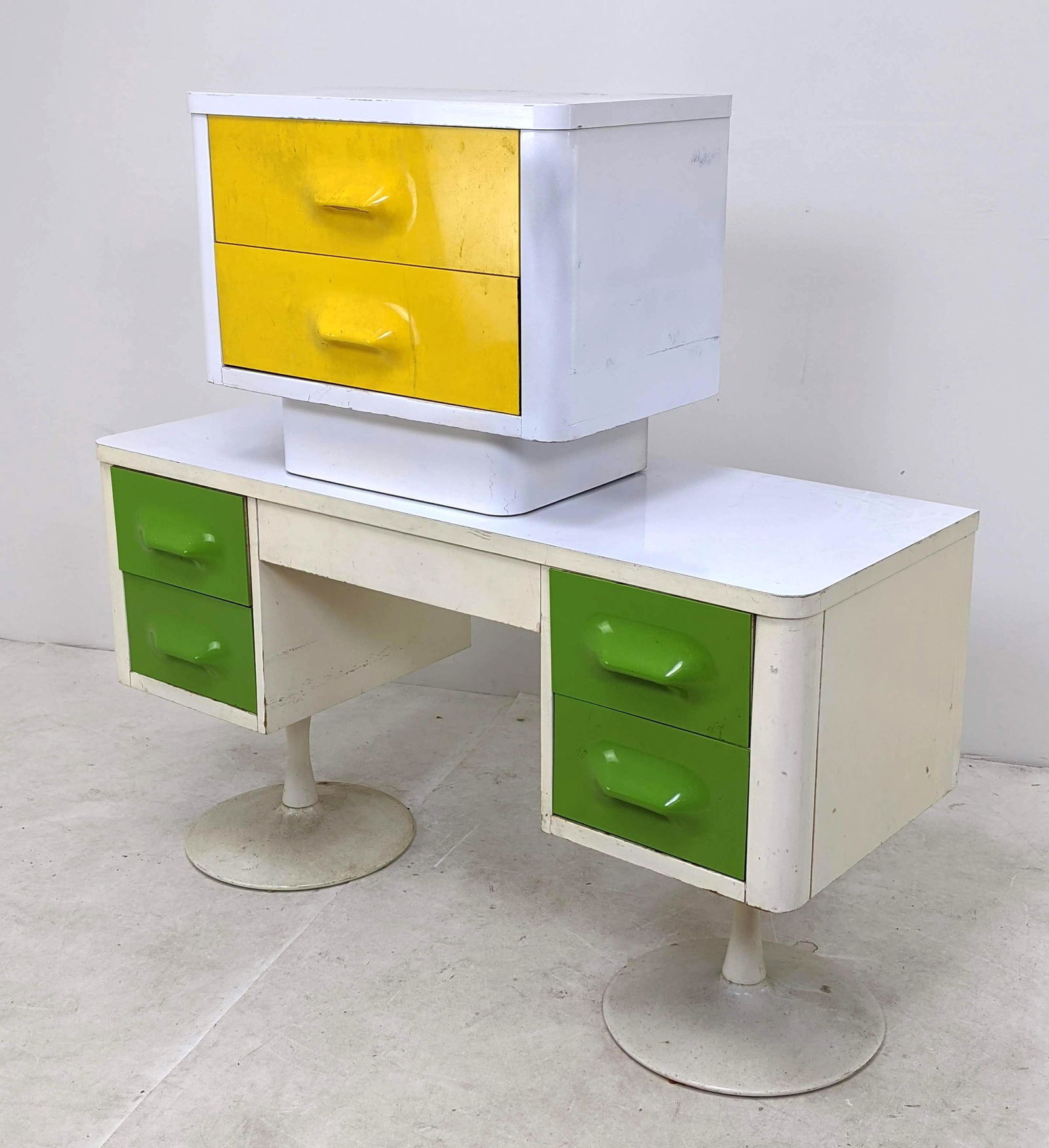 2pc BROYHILL Premier Space Age Desk & Night Stand End T (1 of 17)