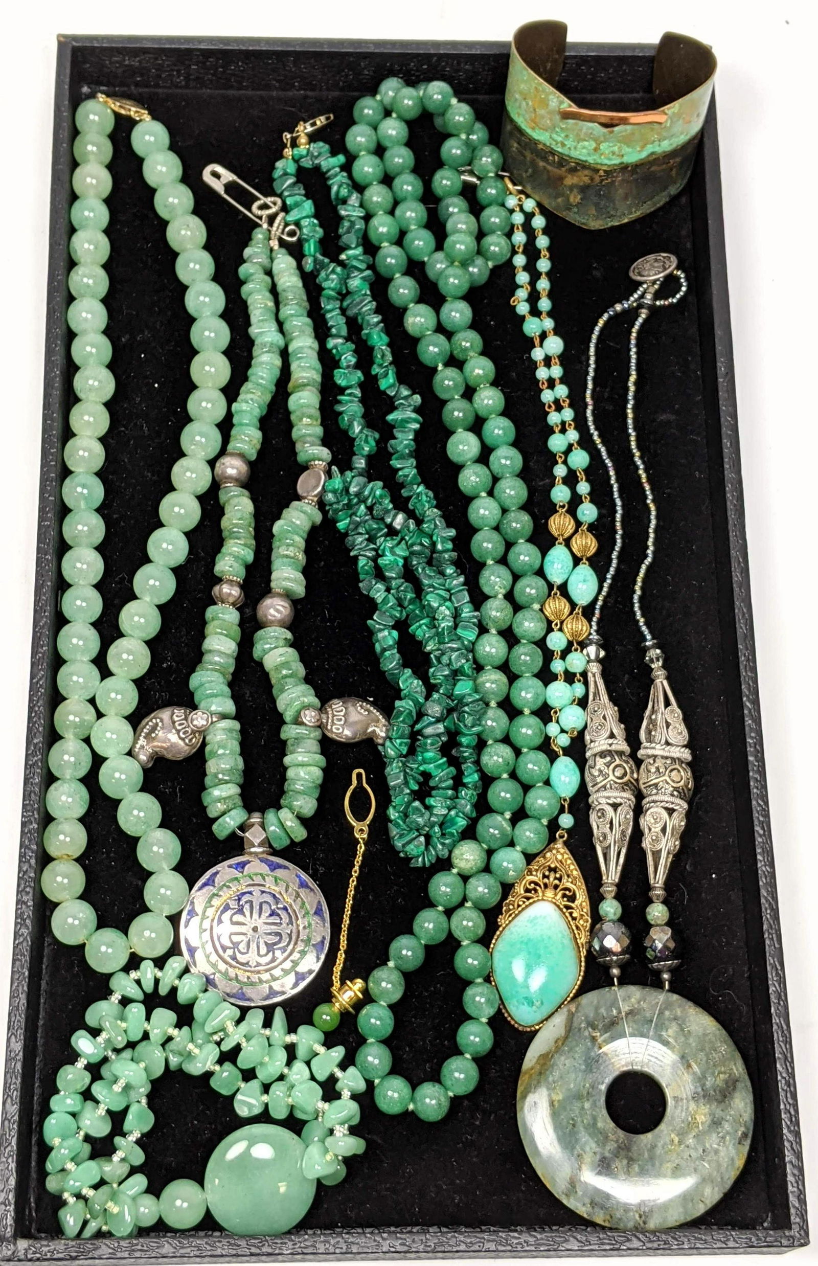 9pc Green Costume Jewelry Lot. Five beaded necklaces, i (1 of 7)