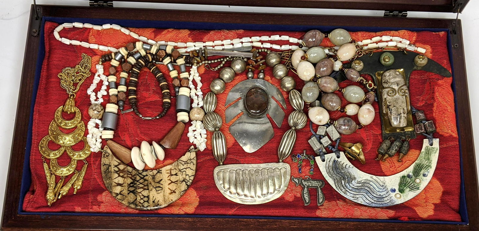 C) Case Lot Costume Tribal Jewelry. Lot of artisan hand (1 of 7)