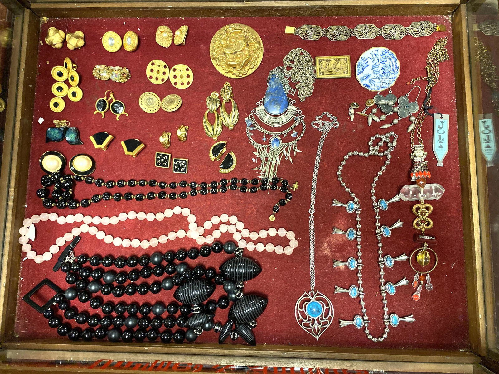 F) Large Lot Vintage Costume Jewelry. Beaded Necklaces, (1 of 7)