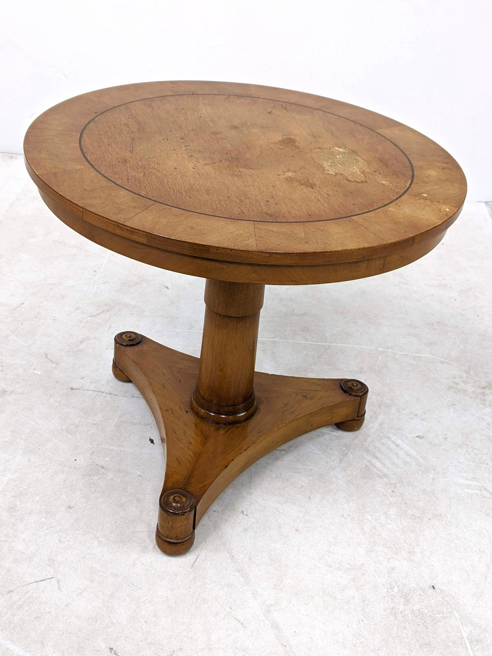 OLD COLONY Small Pedestal Side Table. Adjustable Height (1 of 8)