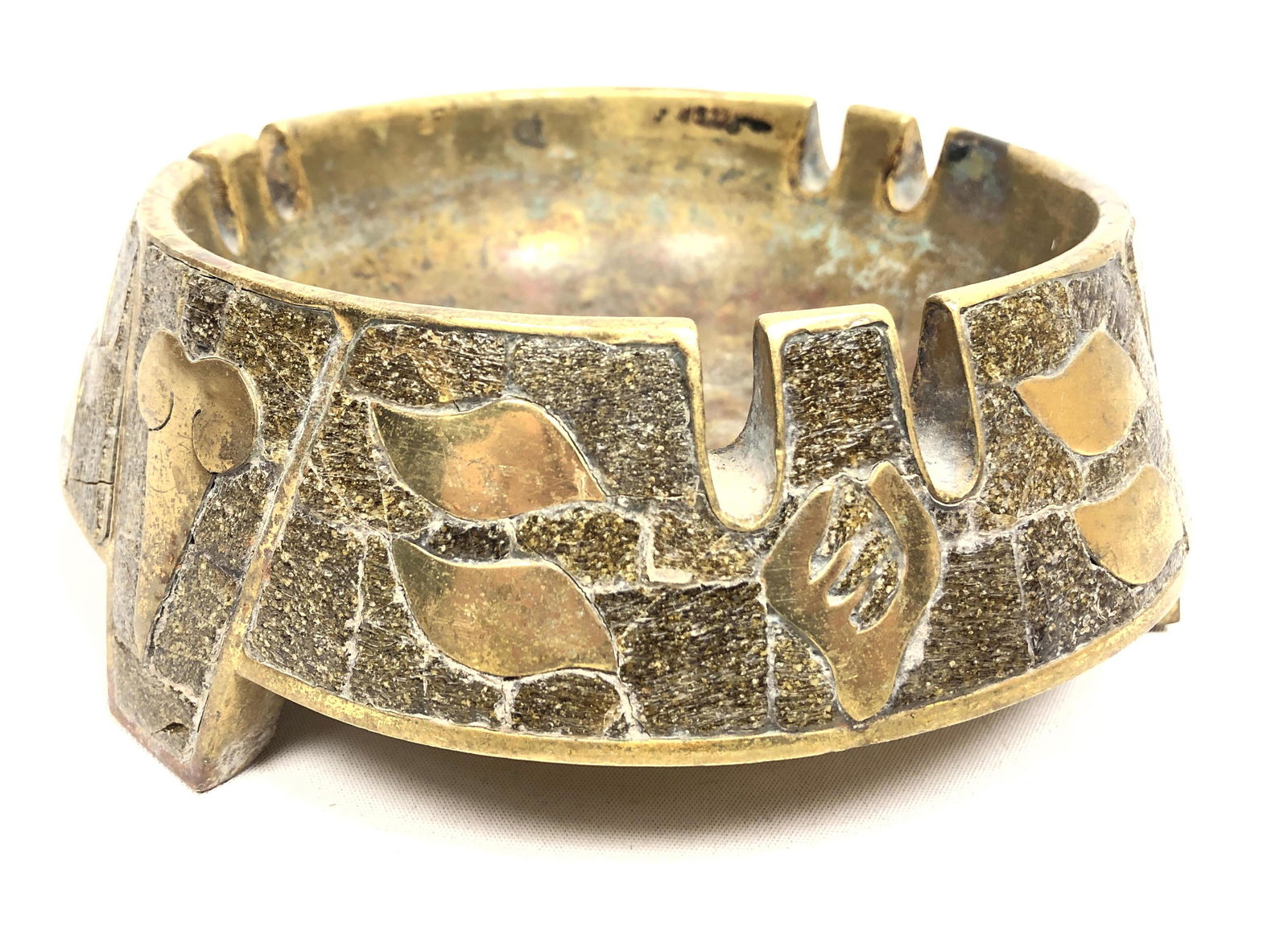 Salvador Teran style Modern Brass Ash Tray Vessel. Mark (1 of 10)