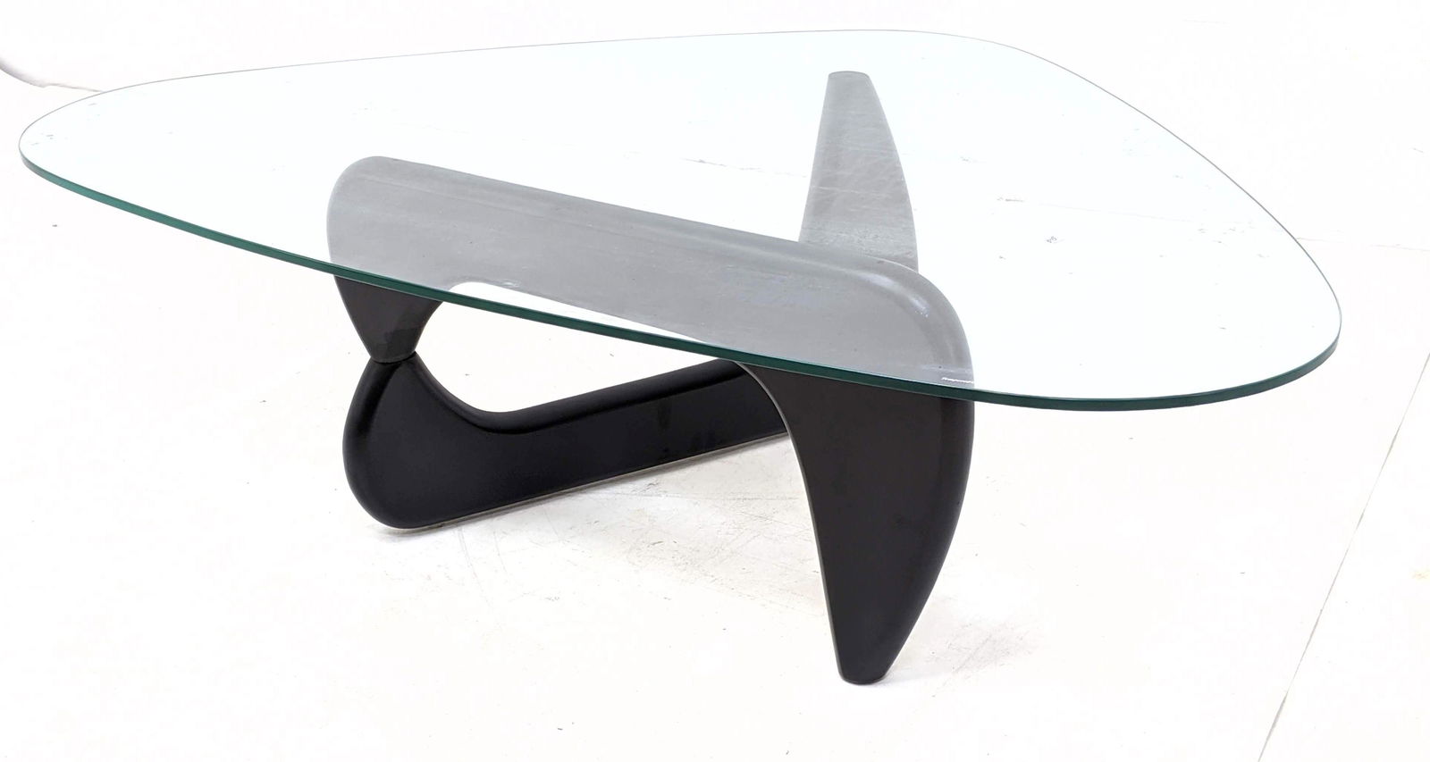 Isamu Noguchi style Glass Top Coffee Cocktail Table. (1 of 8)