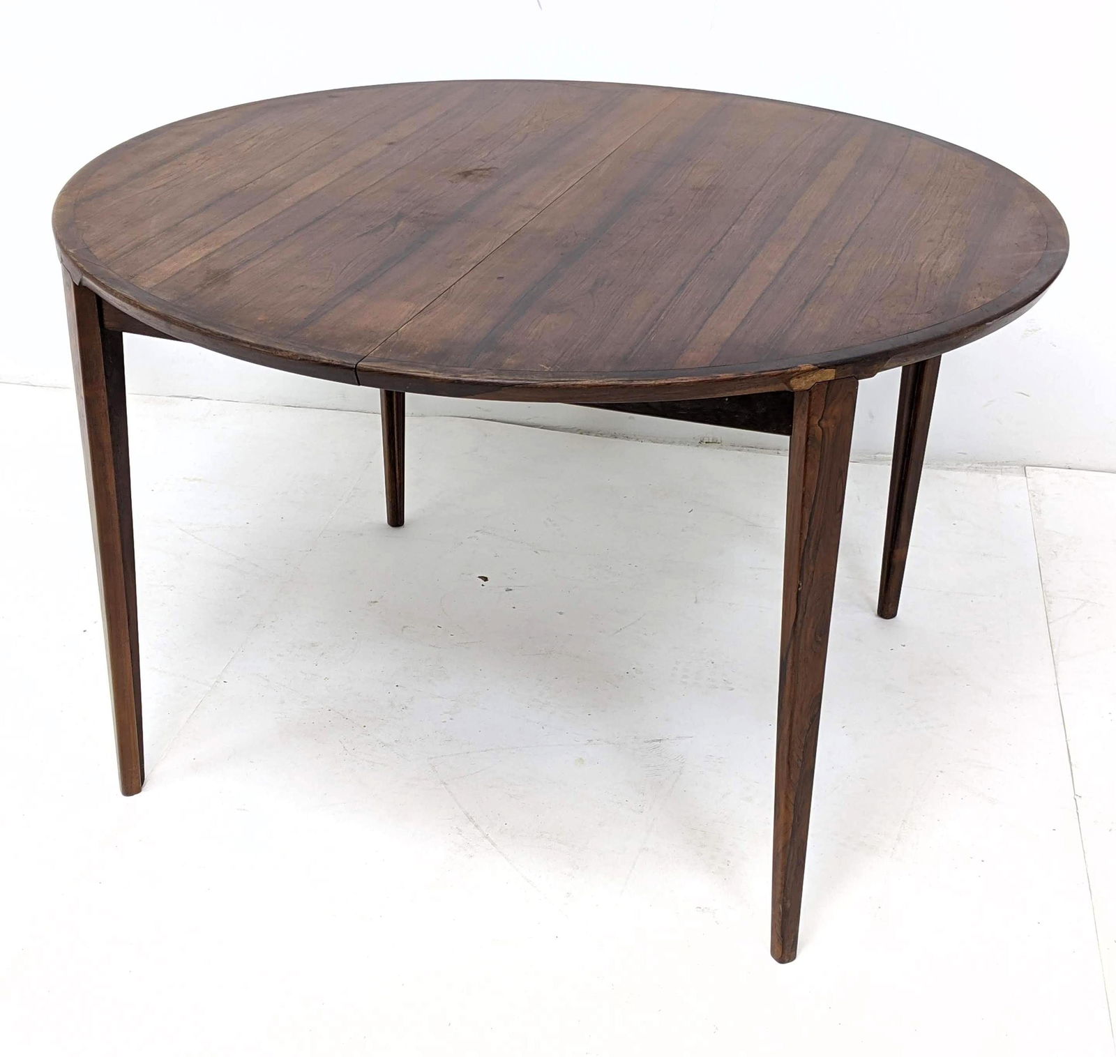 ROSENGREN HENSEN Danish Modern Rosewood Dining Table. T (1 of 18)