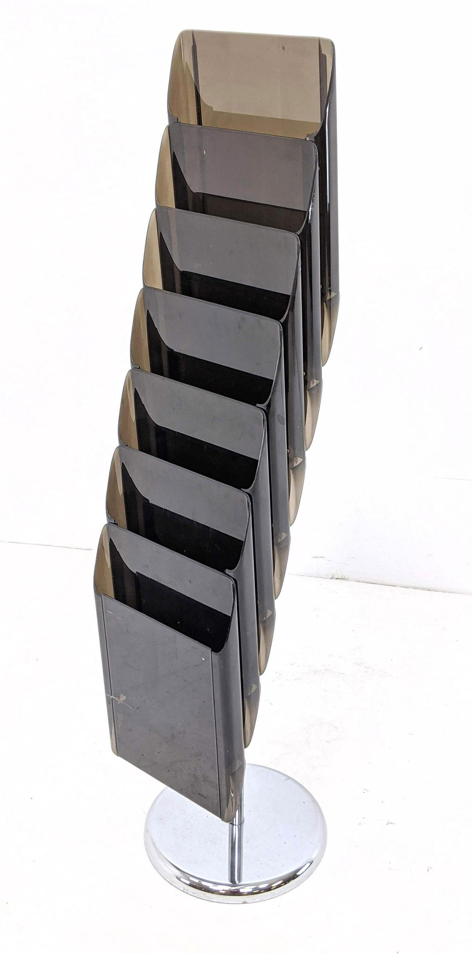 ELDON 70s Modern Chrome Smoked Lucite Magazine Rack. (1 of 7)