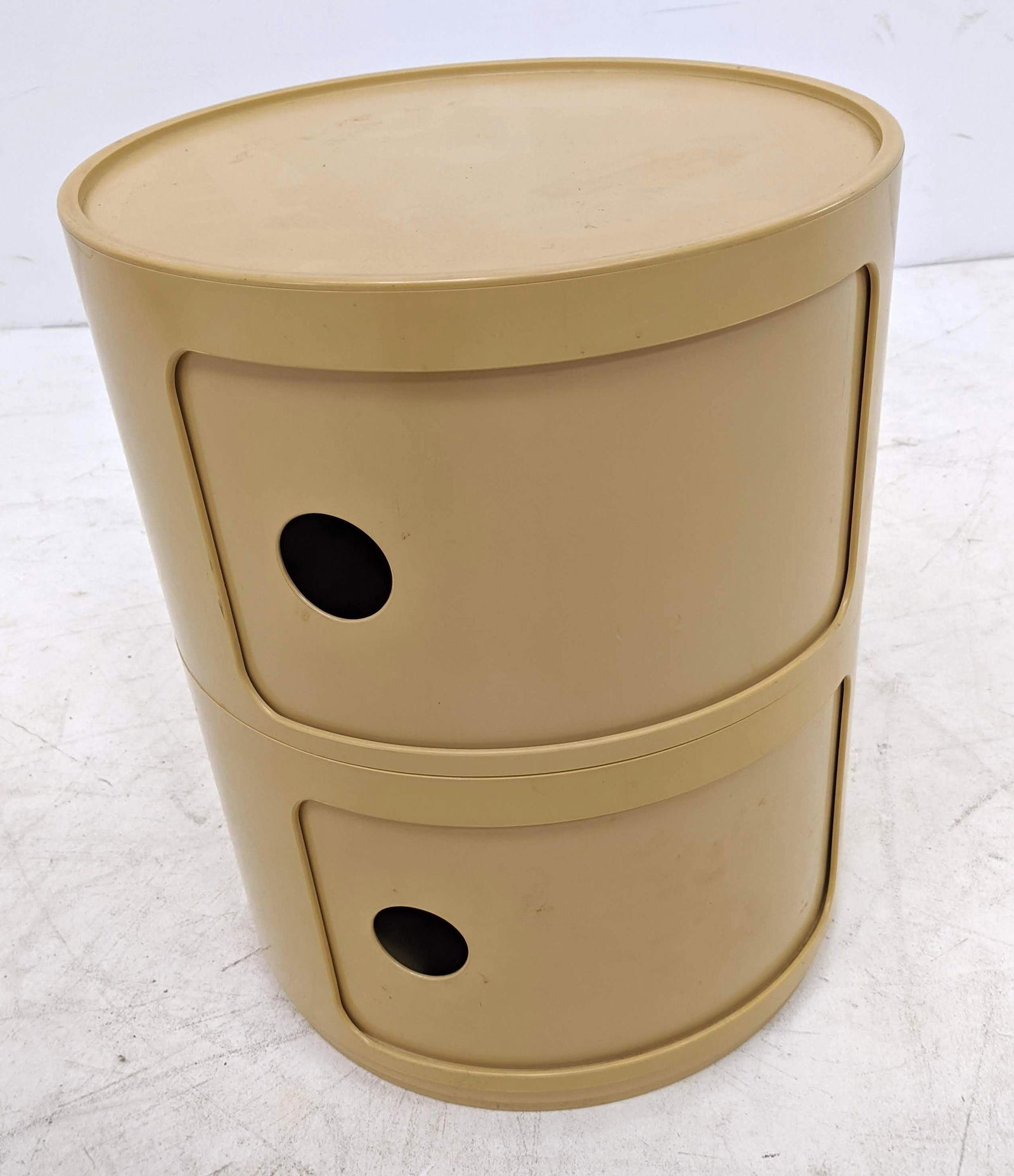 ANNA CASTELLI KARTELL 2 Tier Componibili Storage Units. (1 of 10)