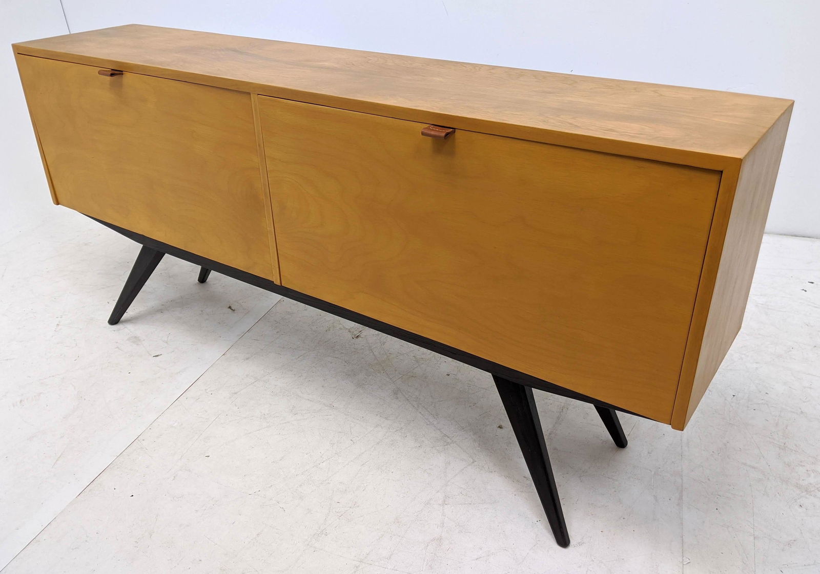 Knoll Model 122 Blond Credenza. Drop down drawers (1 of 10)
