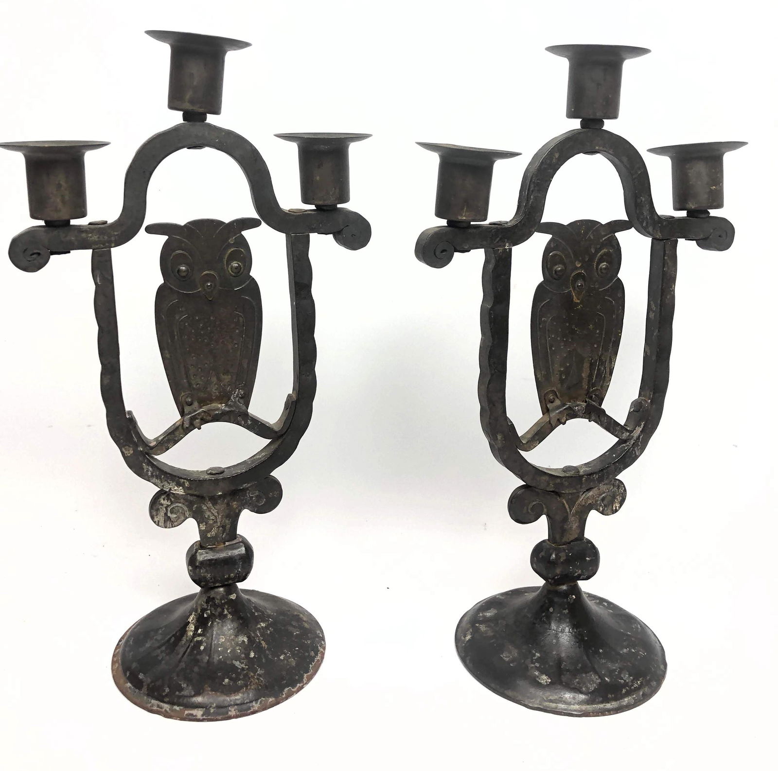 Pr Arts and Crafts Candlesticks. Metal Hand Hammered Pe (1 of 9)