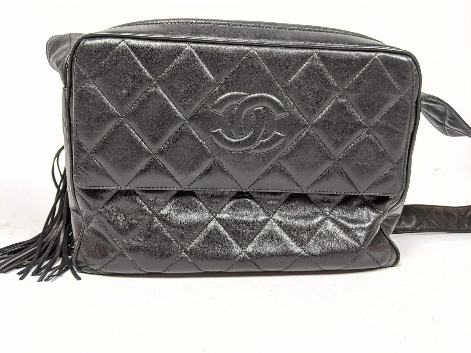 Vintage CHANEL Black Leather Quilted Handbag Purse. Fro (1 of 6)