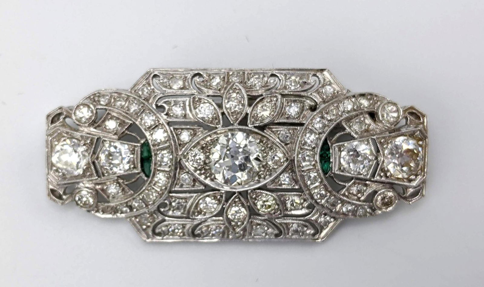 Antique Diamond and Emerald Pin Brooch. Approx 1.2 cara (1 of 7)