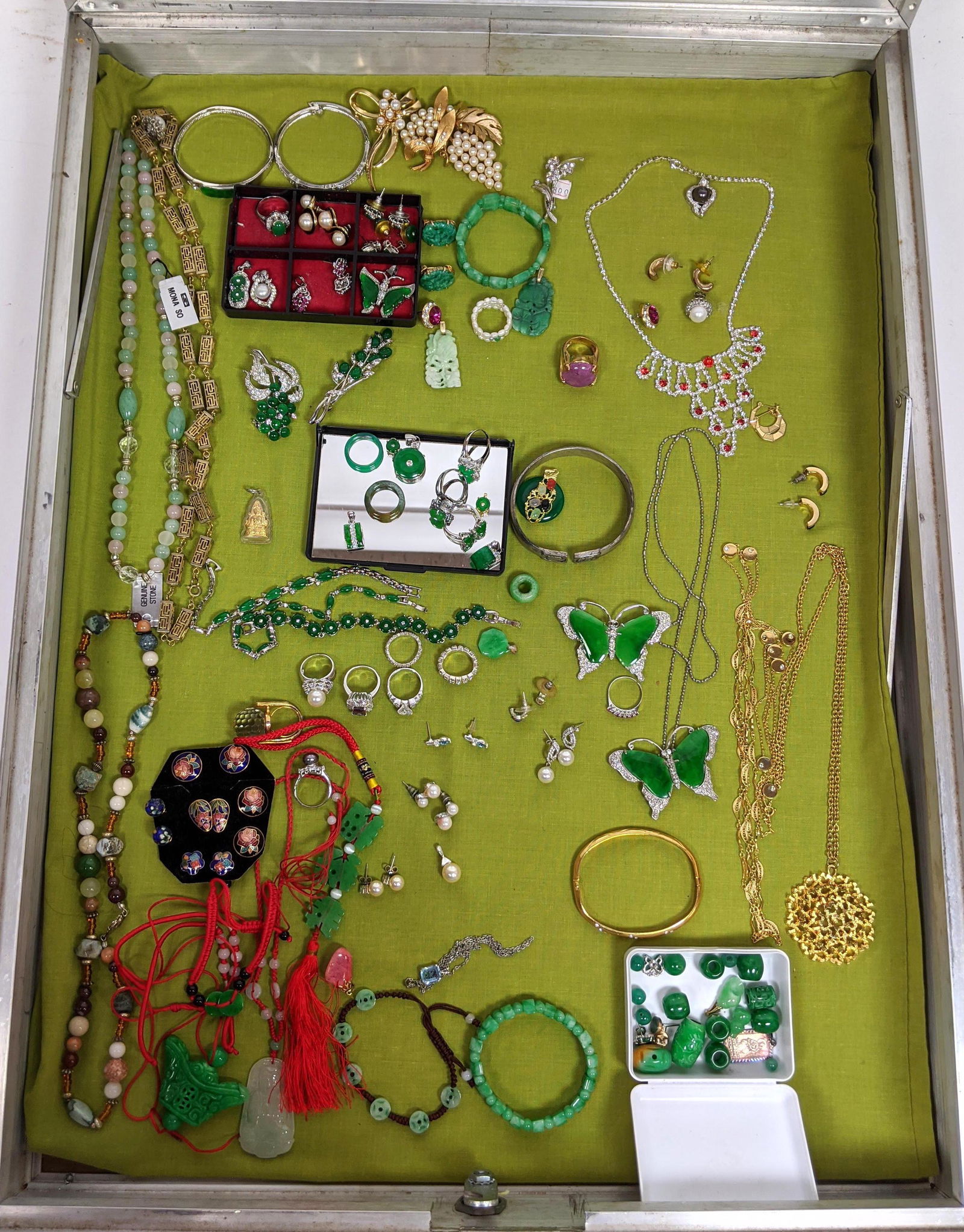 Case Lot B: Beaded Necklaces Incl. Rose Quartz, Crystal (1 of 11)