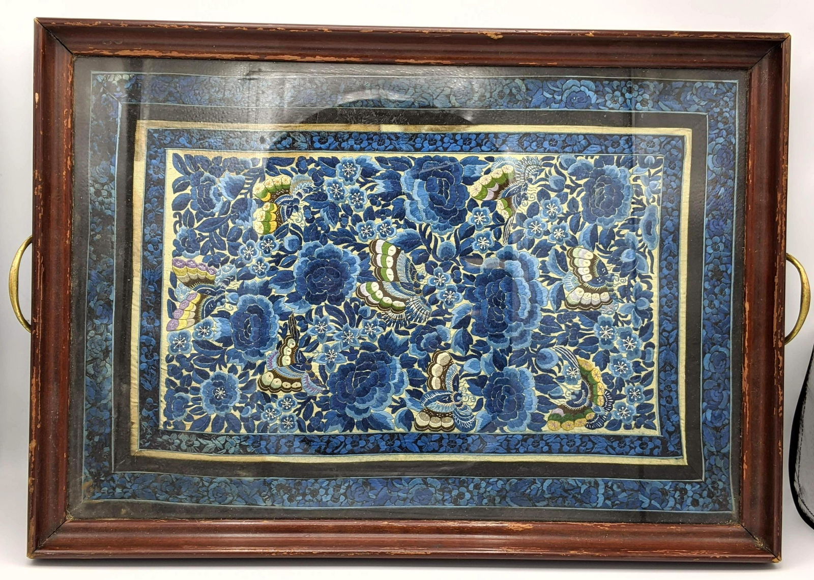 Vintage Chinese Forbidden Stitch Embroidery Tray. Silk (1 of 10)