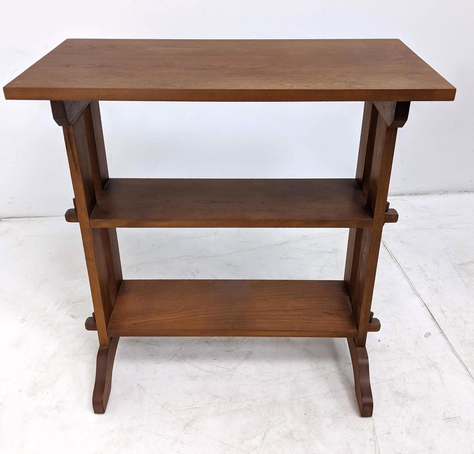 ROYCROFT STICKLEY Arts and Crafts End Table. Trestle sh (1 of 7)