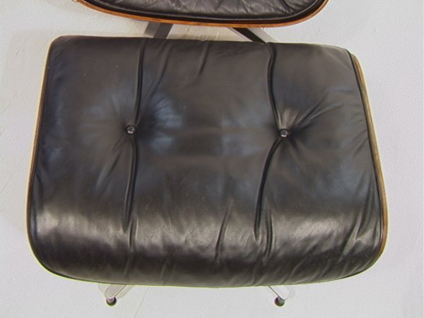 EAMES Herman Miller Rosewood Lounge Chair and Ottom - 2