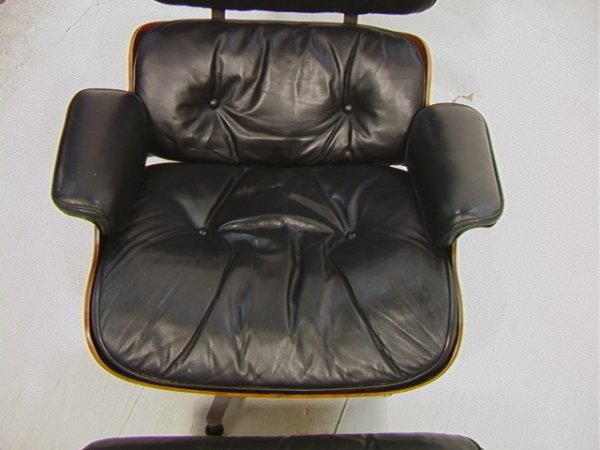 EAMES Herman Miller Rosewood Lounge Chair and Ottom - 3