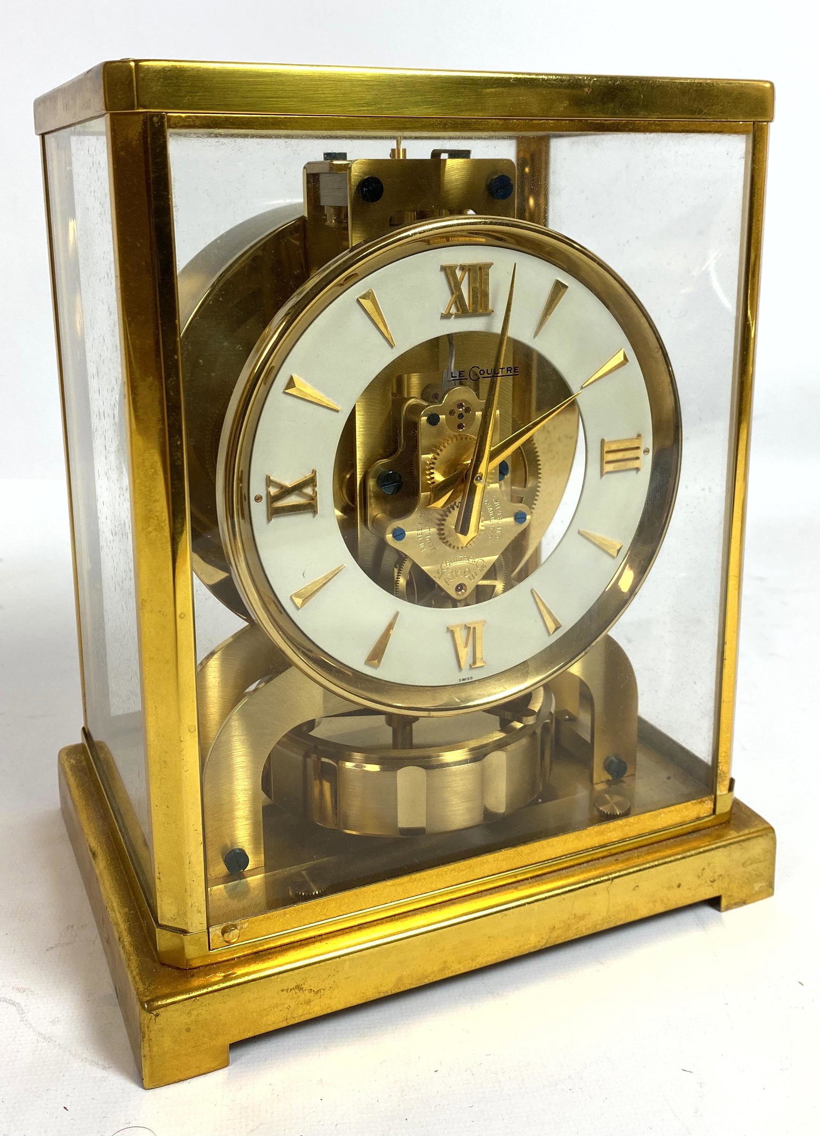 LE COULTRE ATMOS Shelf Mantle Clock. (1 of 12)
