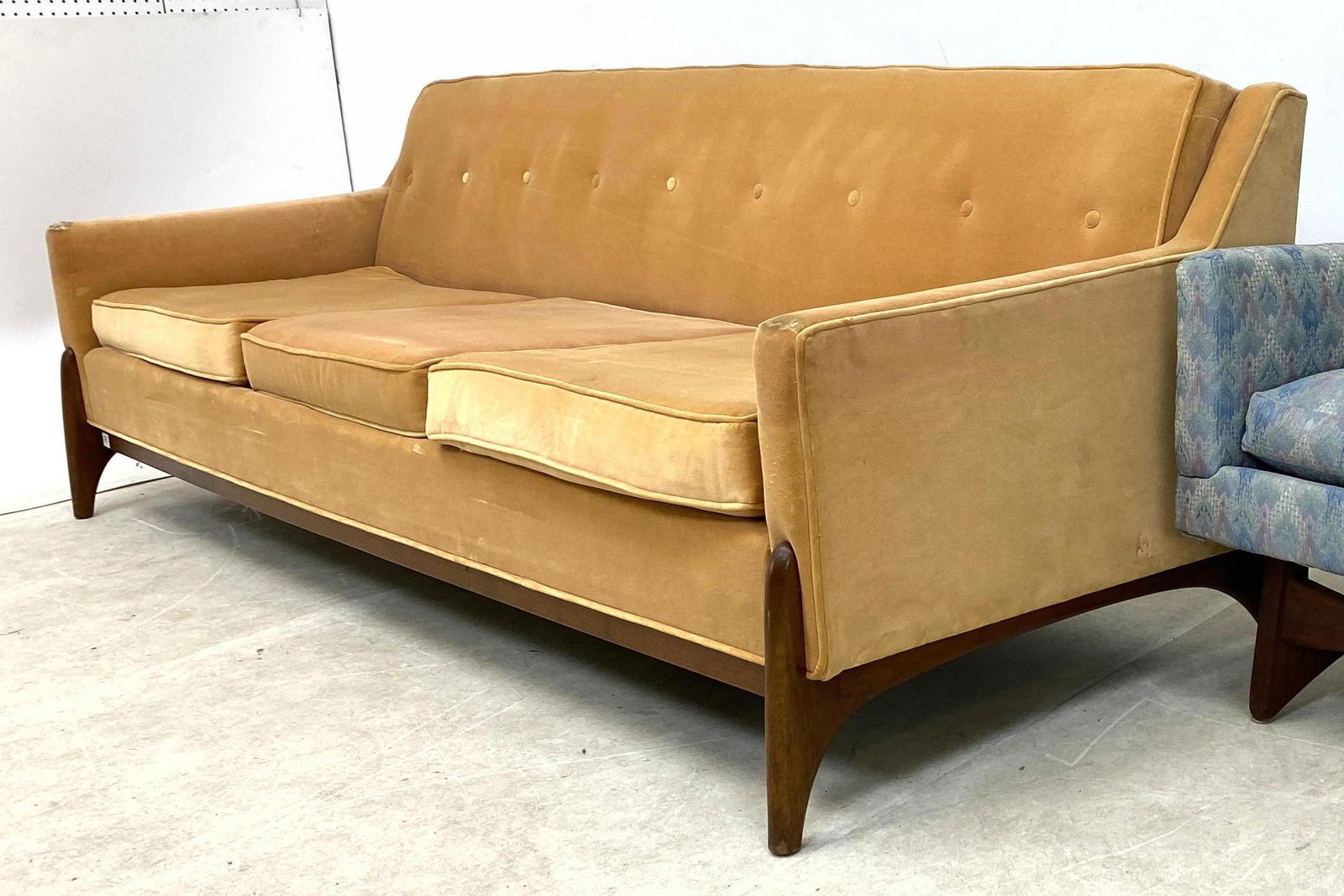 Modernist Walnut Frame Sofa Couch.  Adrian Pearsall Sty (1 of 8)