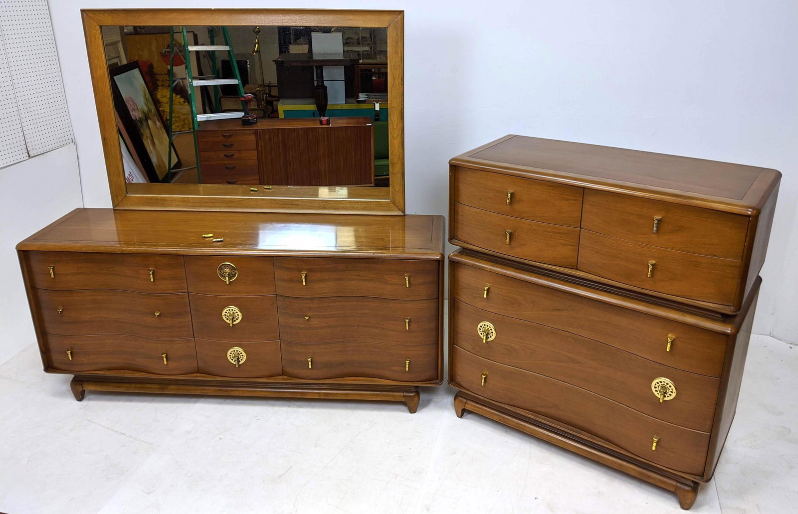 3pc Kent Coffey "The Penthouse" High Low Dressers Mirro (1 of 17)