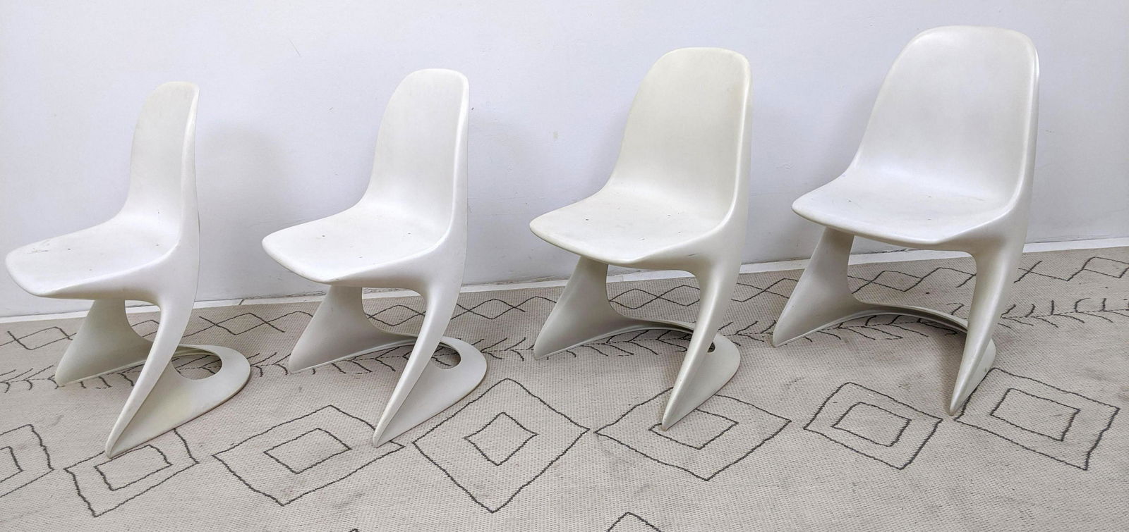 Set of 4 Casalino Casala Molded Plastic Dining Chairs (1 of 8)