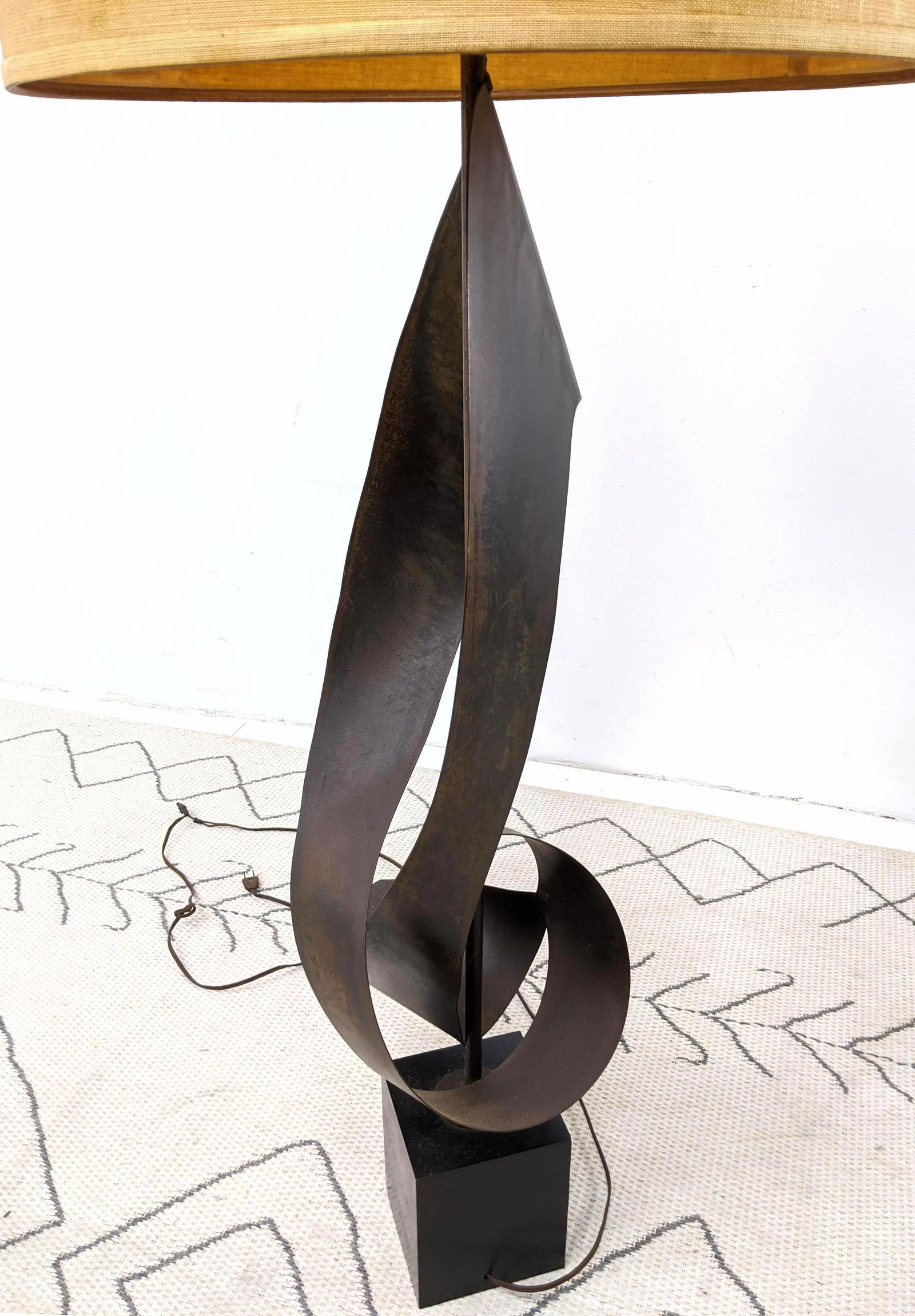 HARRY BALMER Industrial Steel Lamp.  Twisted steel form (1 of 7)