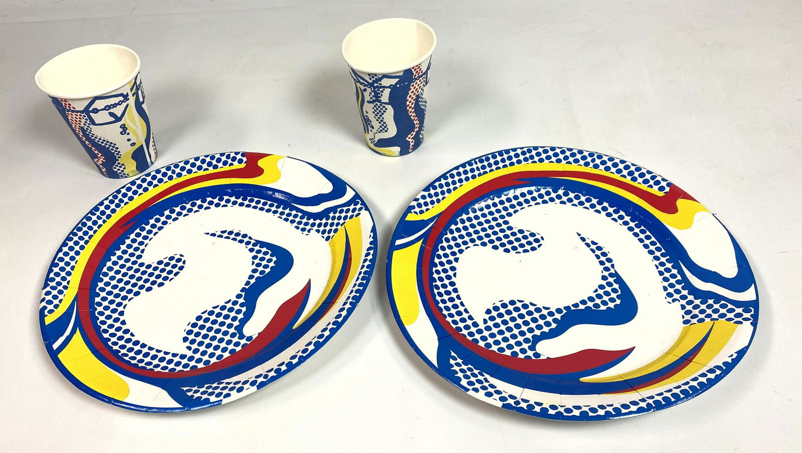 4pcs ROY LICHTENSTEIN Paper Plates and Cups Retailed Ba (1 of 8)