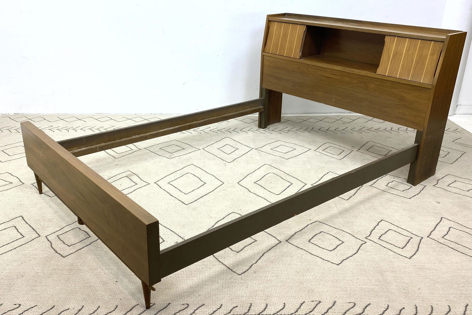 BASIC LINE Bookcase Headboard Bed. American Modern. (1 of 9)