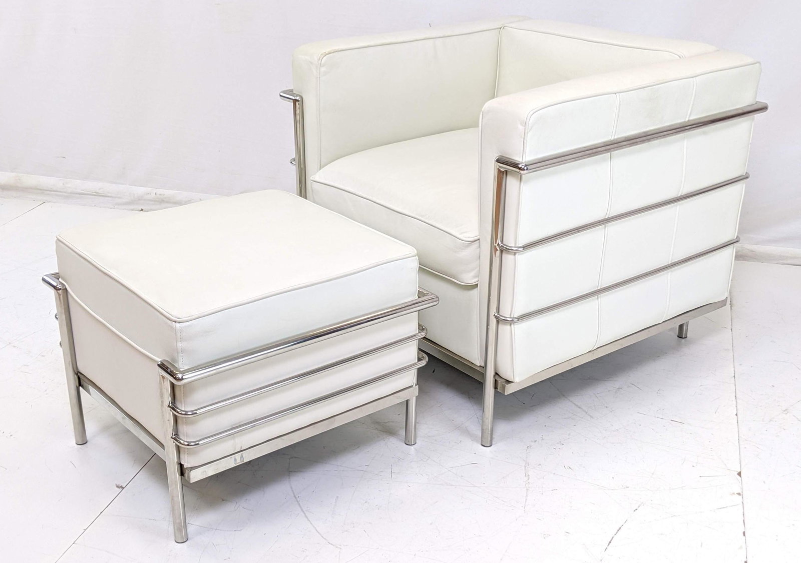 2pc Modernist Leather Chrome Lounge Chair & Ottoman. LE (1 of 16)