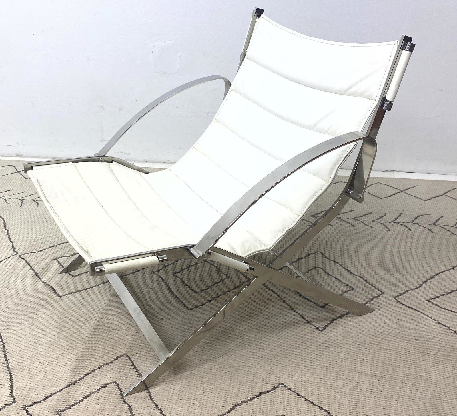 Paul Tuttle Style Chrome Scissor Lounge Chair. (1 of 5)