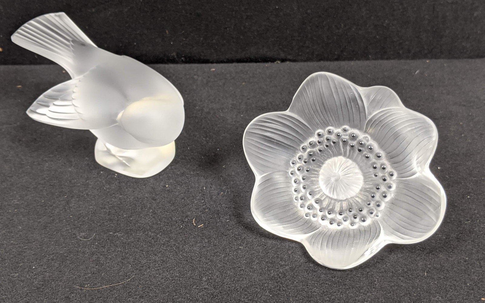 2pc LALIQUE France Crystal Table Sculptures. 1) Frosted (1 of 13)