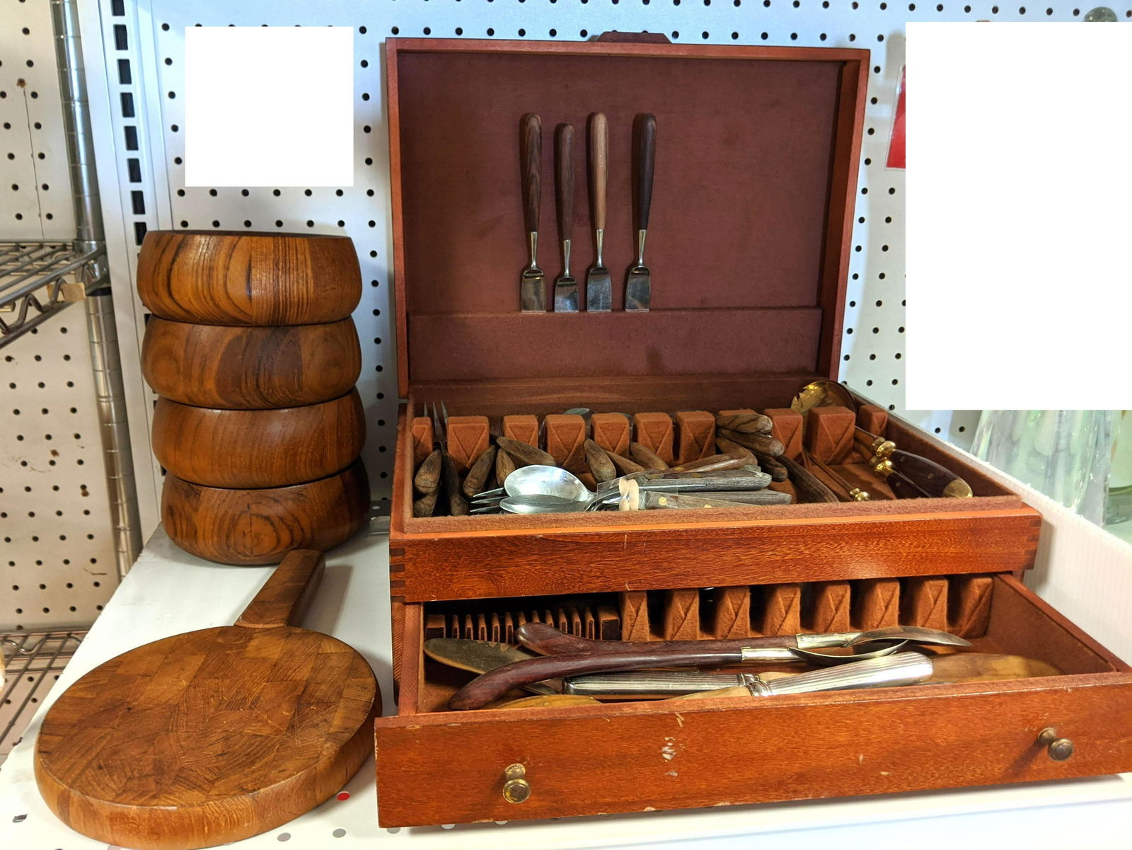Mid Century Modern  Lot Flatware and Wooden Bowls. Dans (1 of 5)