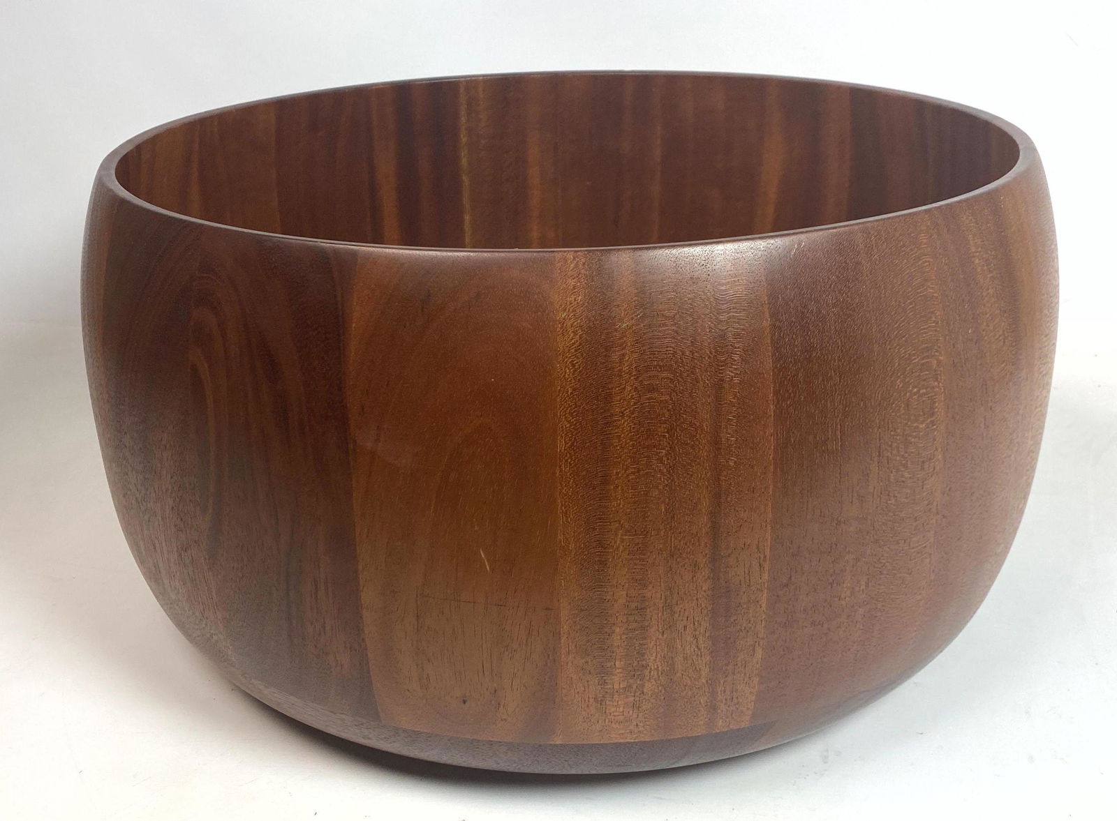 Massive JOHN CROUSE Mahogany Bowl. Wolcott NY 1979. Stu (1 of 9)