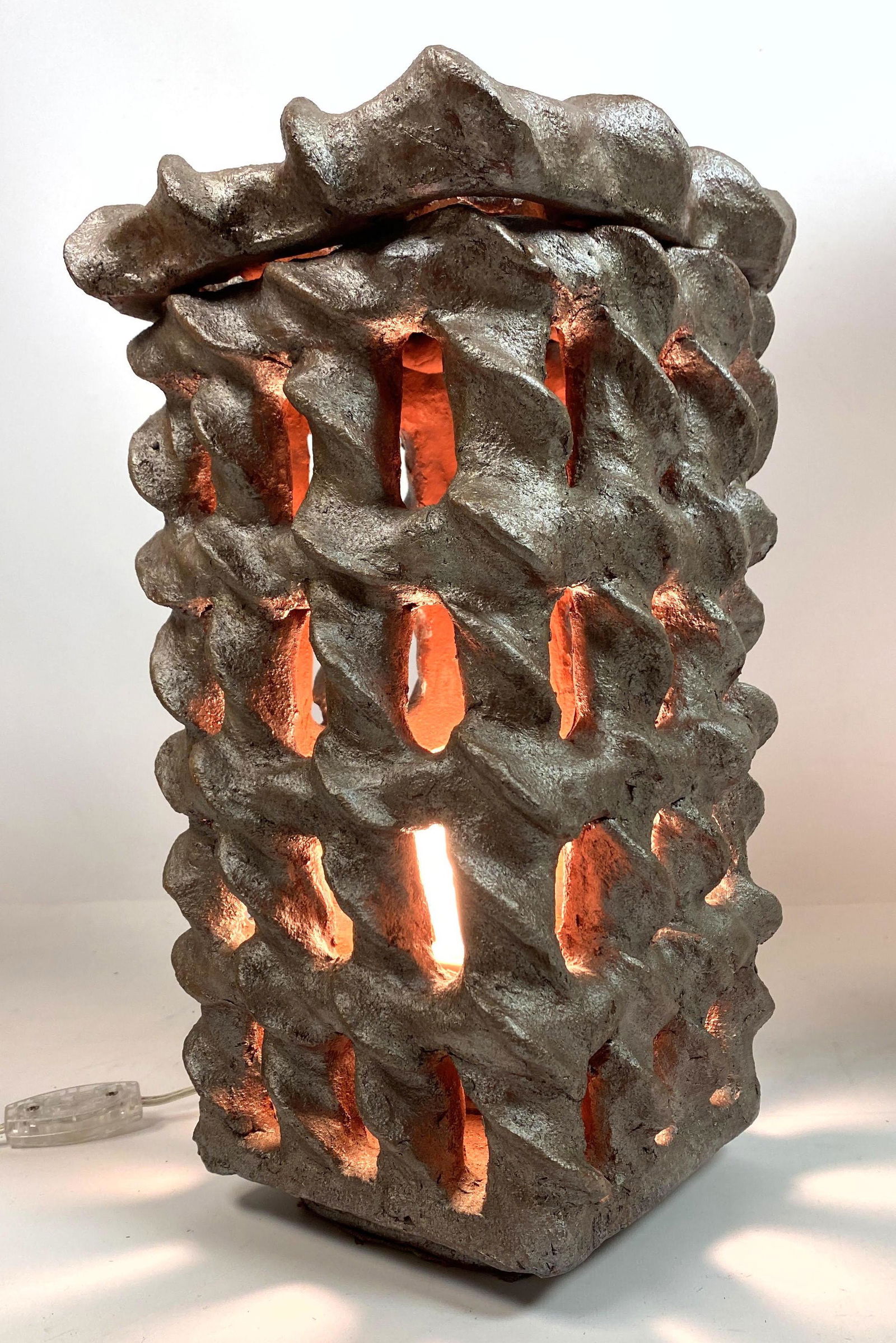 Heavy Pottery Brutalist Table Lamp. Twisted lidded form (1 of 10)