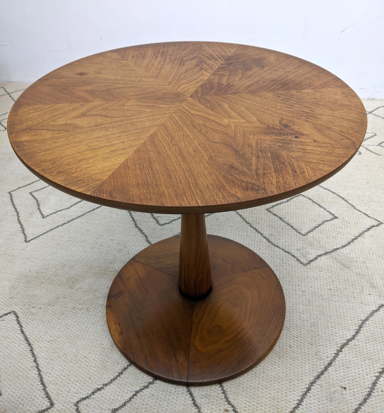 DREXEL DECLARATION Tabouret Table. American Modern Waln (1 of 9)