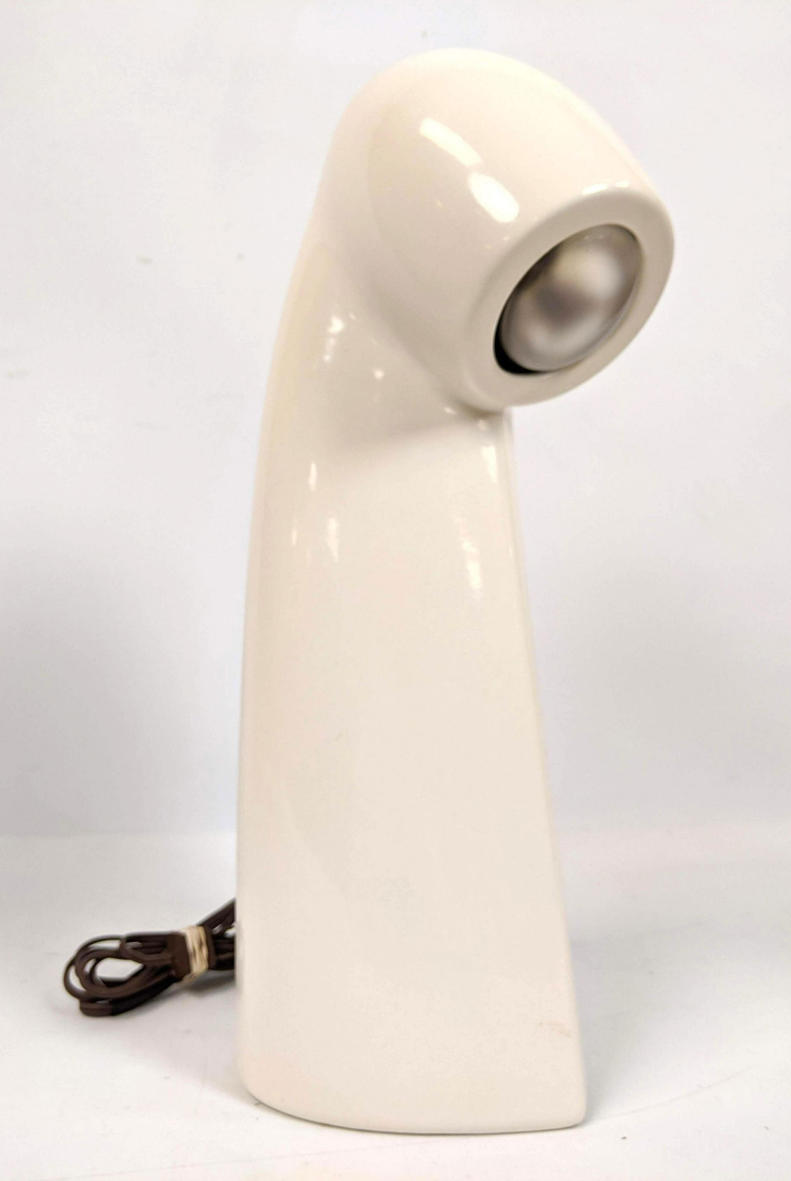 Mid Century Modern Pottery Table Lamp. White glaze. (1 of 9)