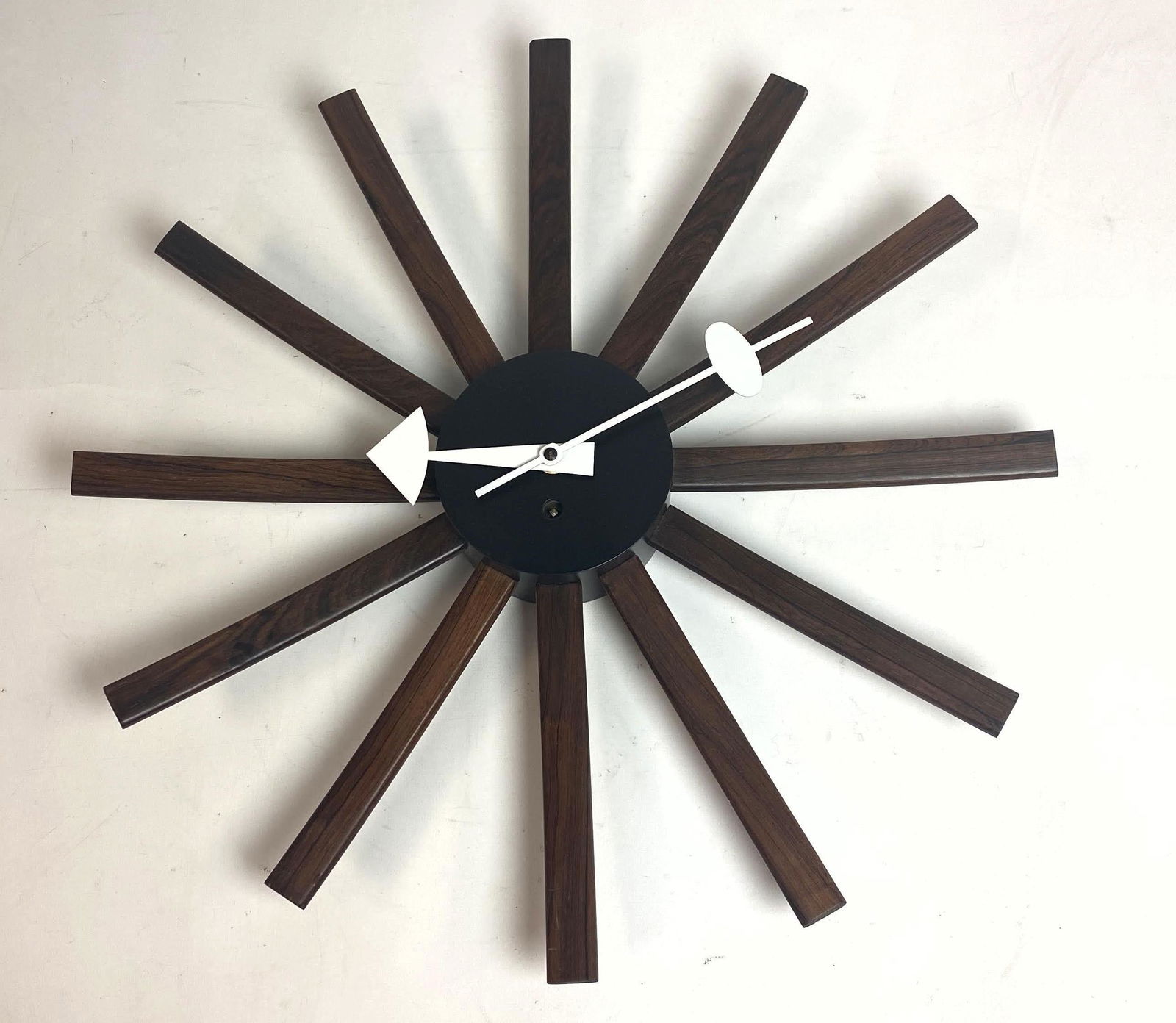 HOWARD MILLER Wall Clock Attributed to George Nelson. C (1 of 11)