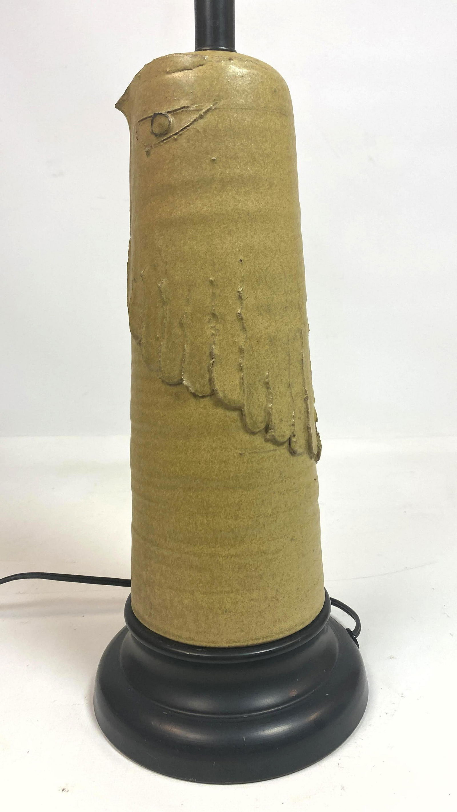 Mid Century Modern Pottery Table Lamp. Stylized figure (1 of 8)