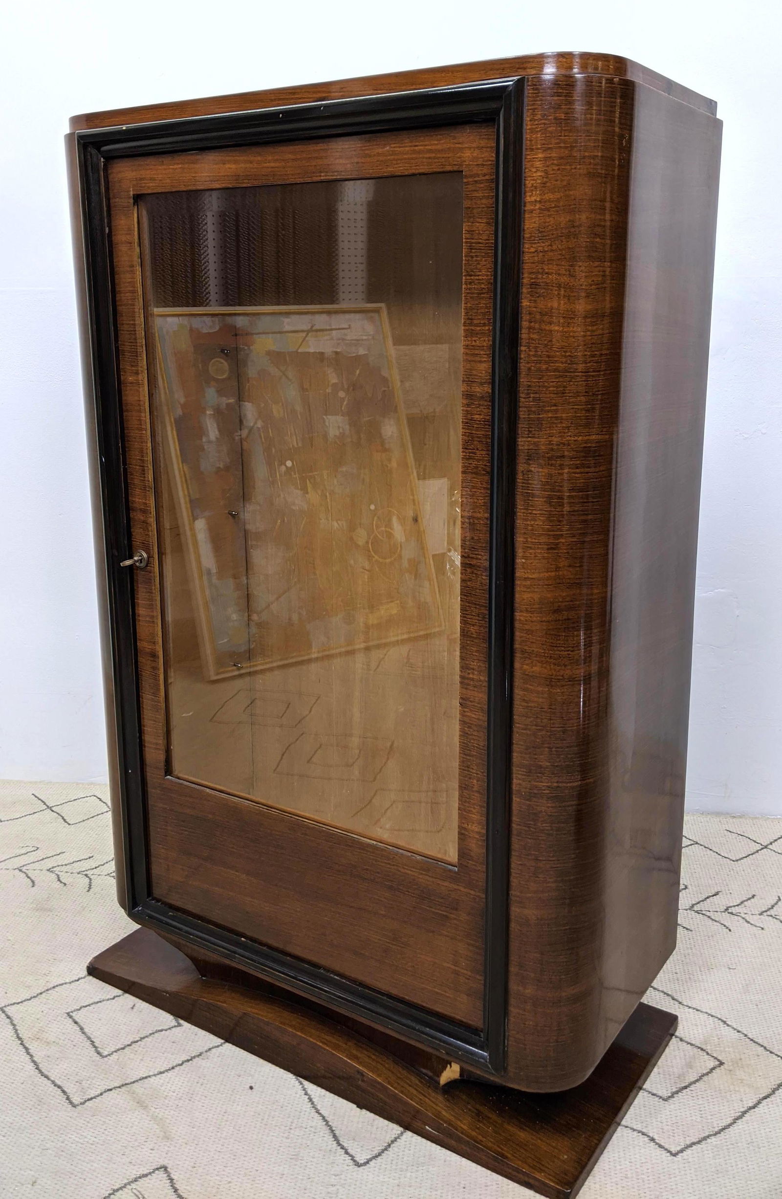 Art Deco Display Curio China Cabinet. 1 door with glass (1 of 17)