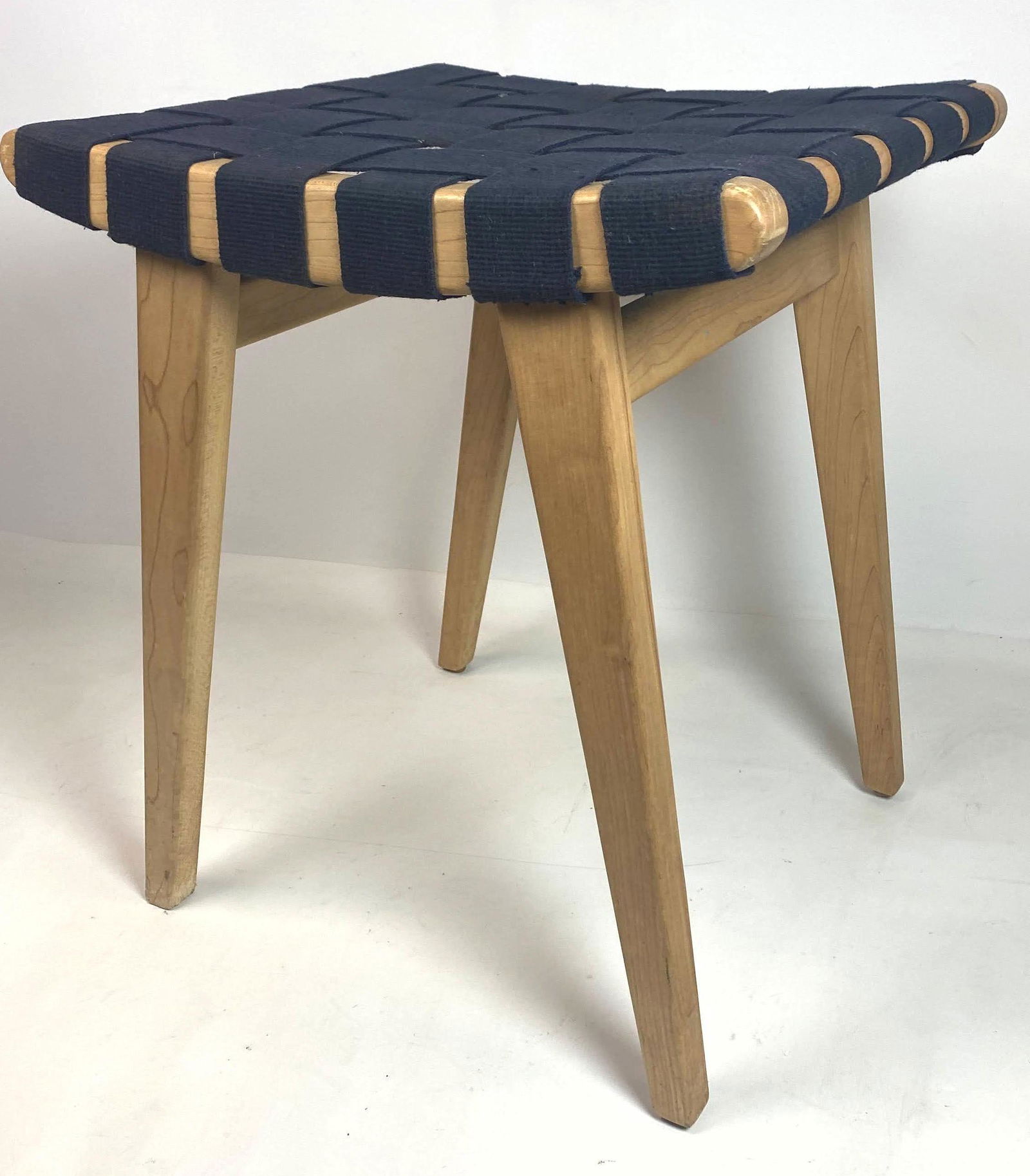 Jens Risom Style Angled Leg Bench with Woven Top. Unmar (1 of 9)