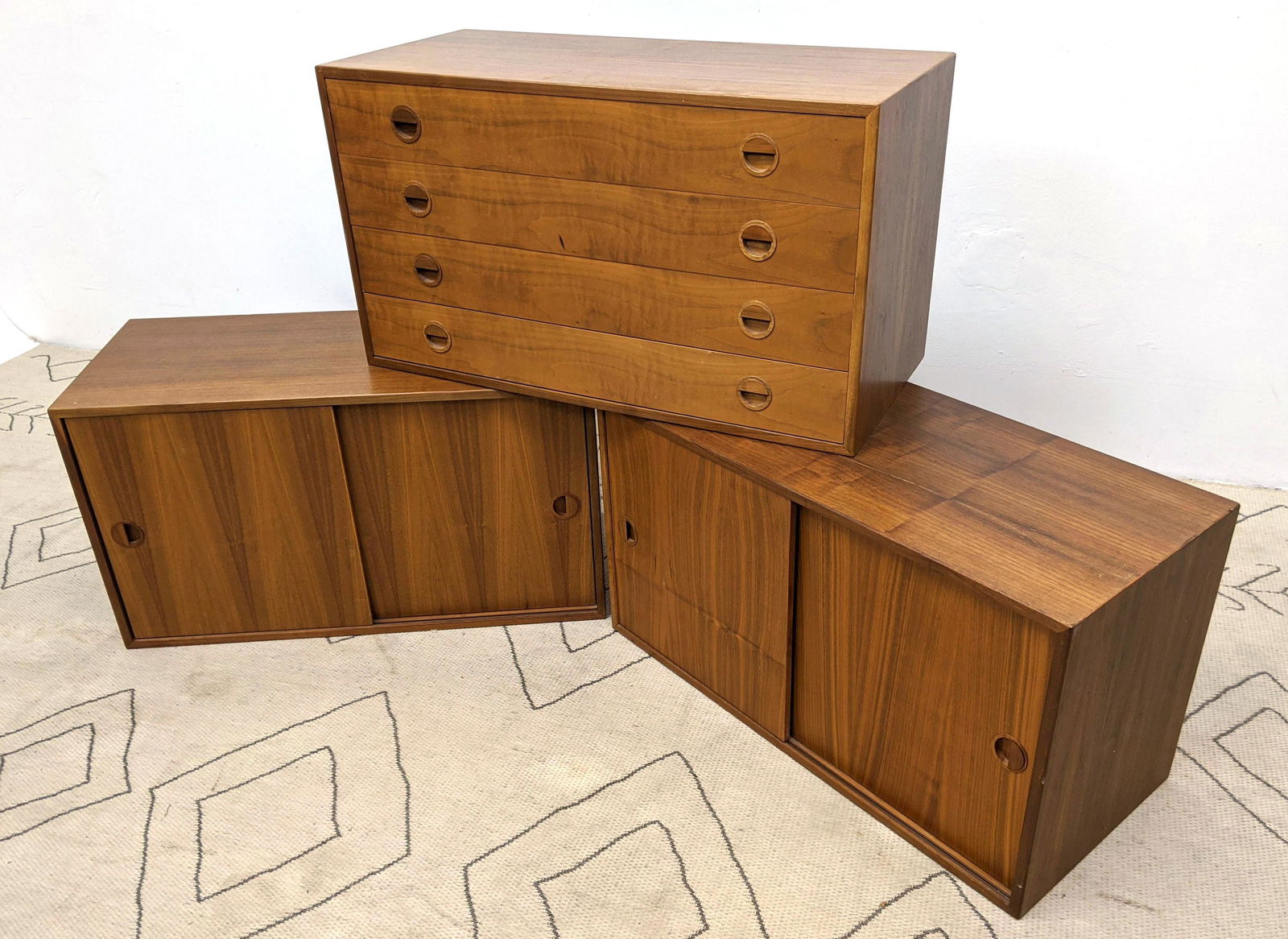 3pcs Hansen Guldborg Cabinets for Wall Shelf Unit. Dani (1 of 12)