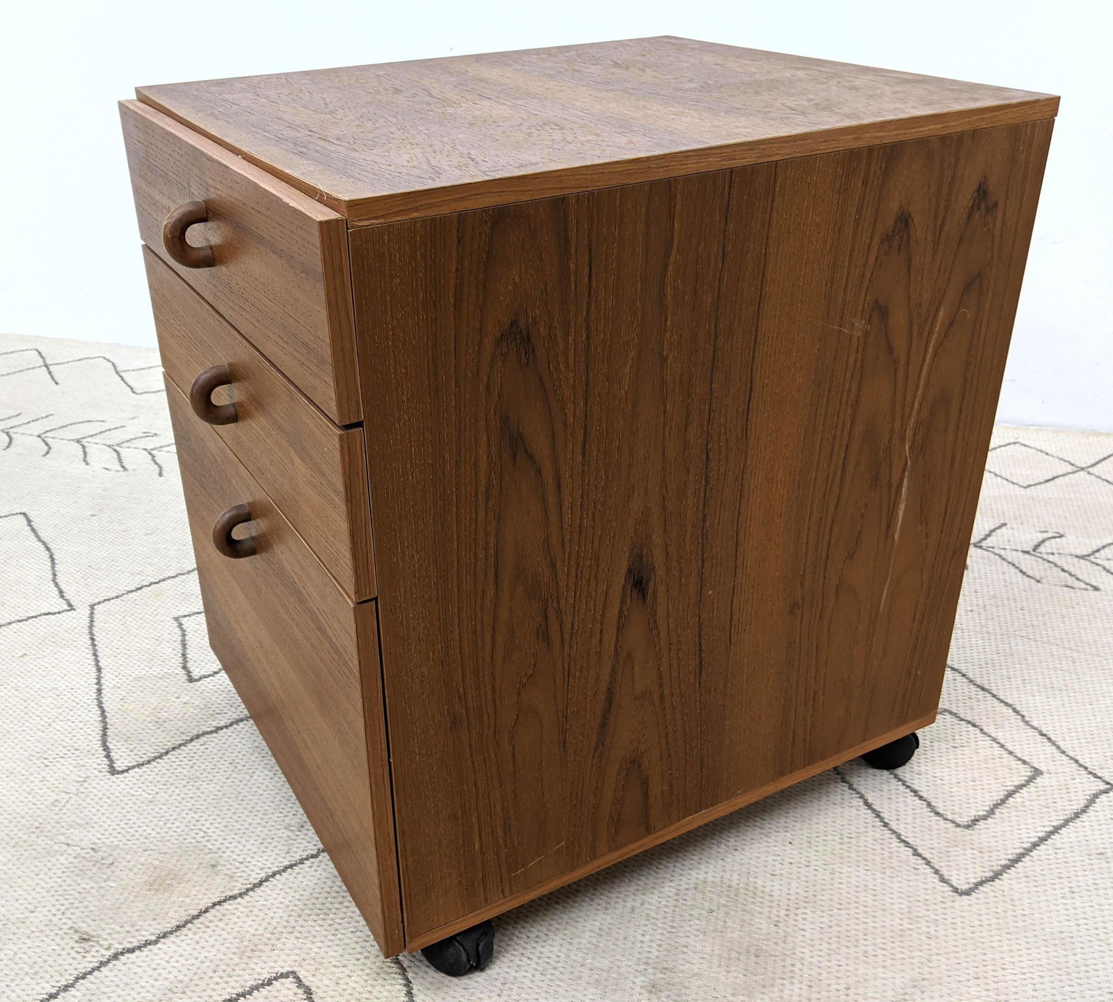 Danish Modern Style Teak Rolling File Cabinet. (1 of 13)