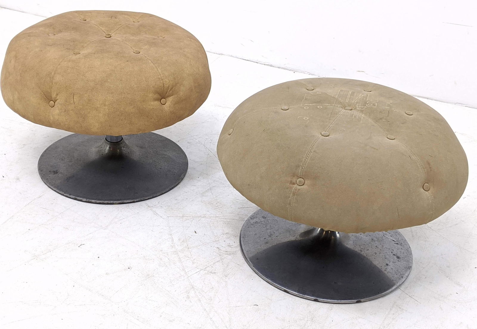 2pc Tulip Base Mushroom Stools Ottomans. (1 of 12)