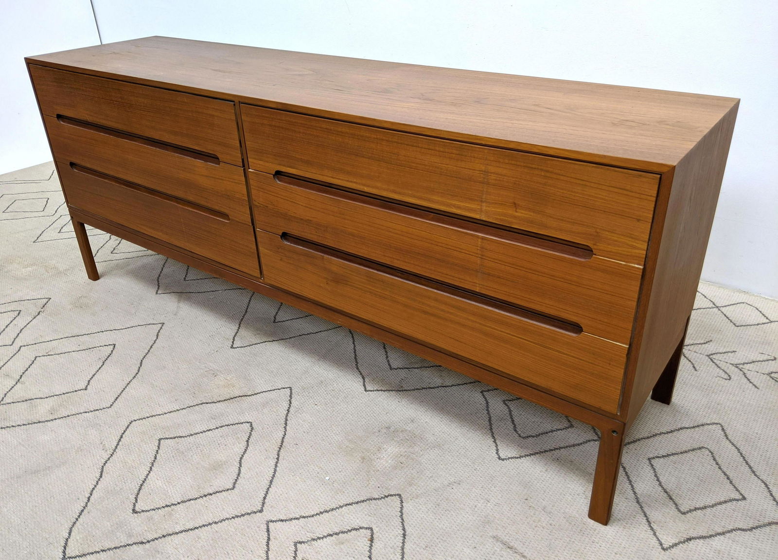 Arne Wahl Iversen Danish Modern Teak low Dresser Chest. (1 of 11)