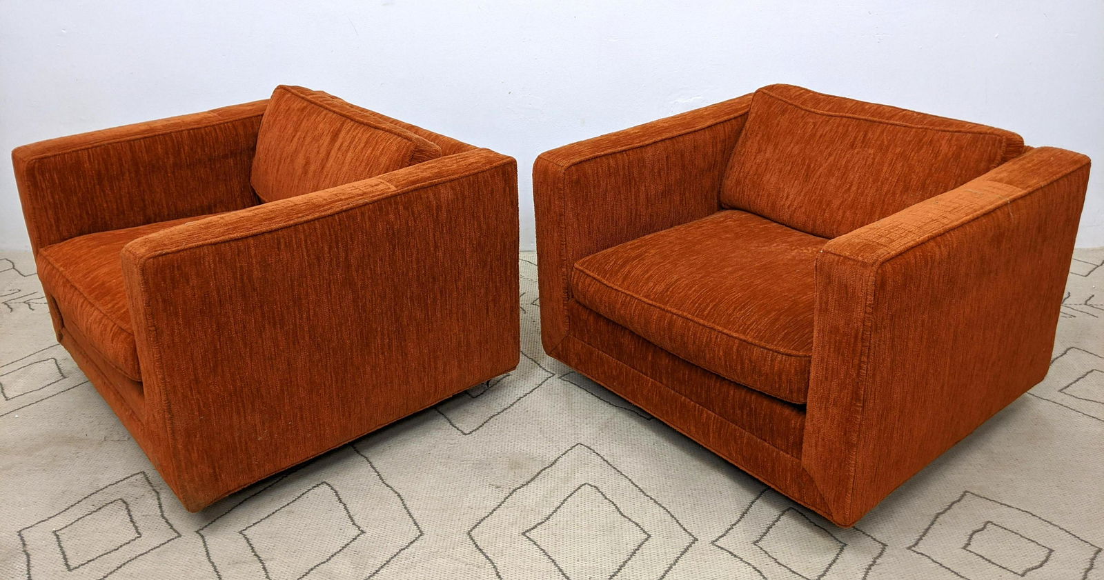 Pair MILO BAUGHMAN Thayer Coggin Cube Lounge Chairs.  R (1 of 7)