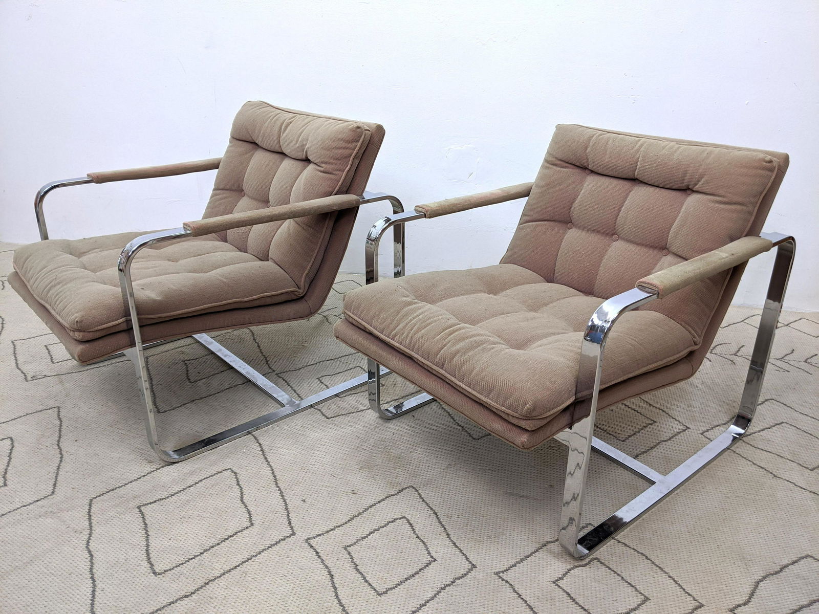 Pair Mid Century Modern Chrome Frame Lounge Chairs. Ope (1 of 9)