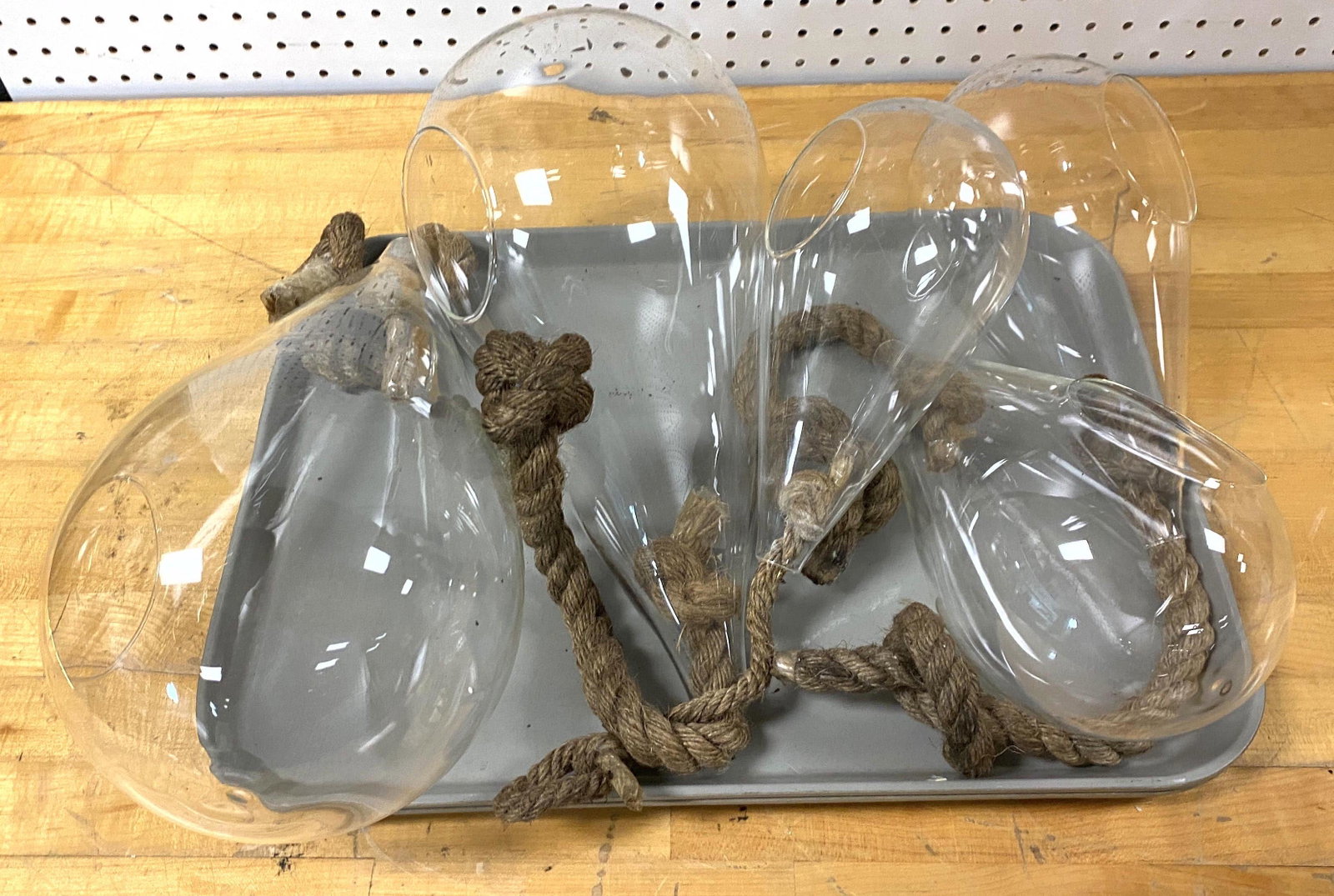 5 hanging terrariums. Glass hanging planters.: 5 hanging terrariums. Glass hanging planters.-- Dimensions: ---